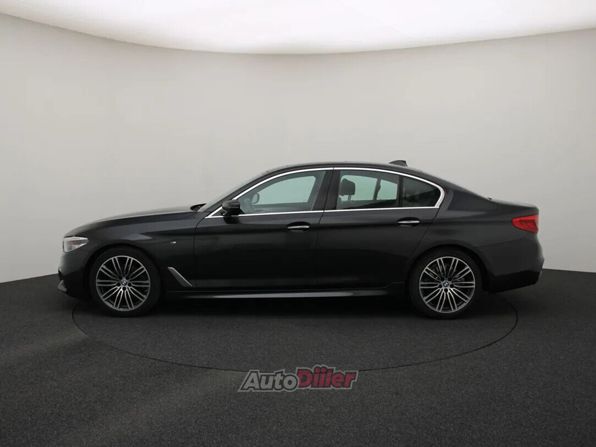 BMW 520 High Executive 2.0 140kW 2019, kuva 6/10