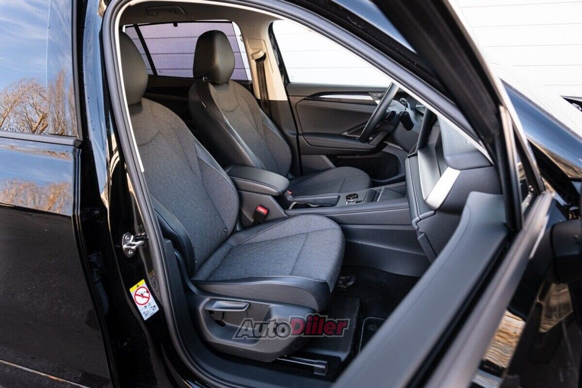 Volkswagen Tayron 1.5 110kW 2025, photo 6/10