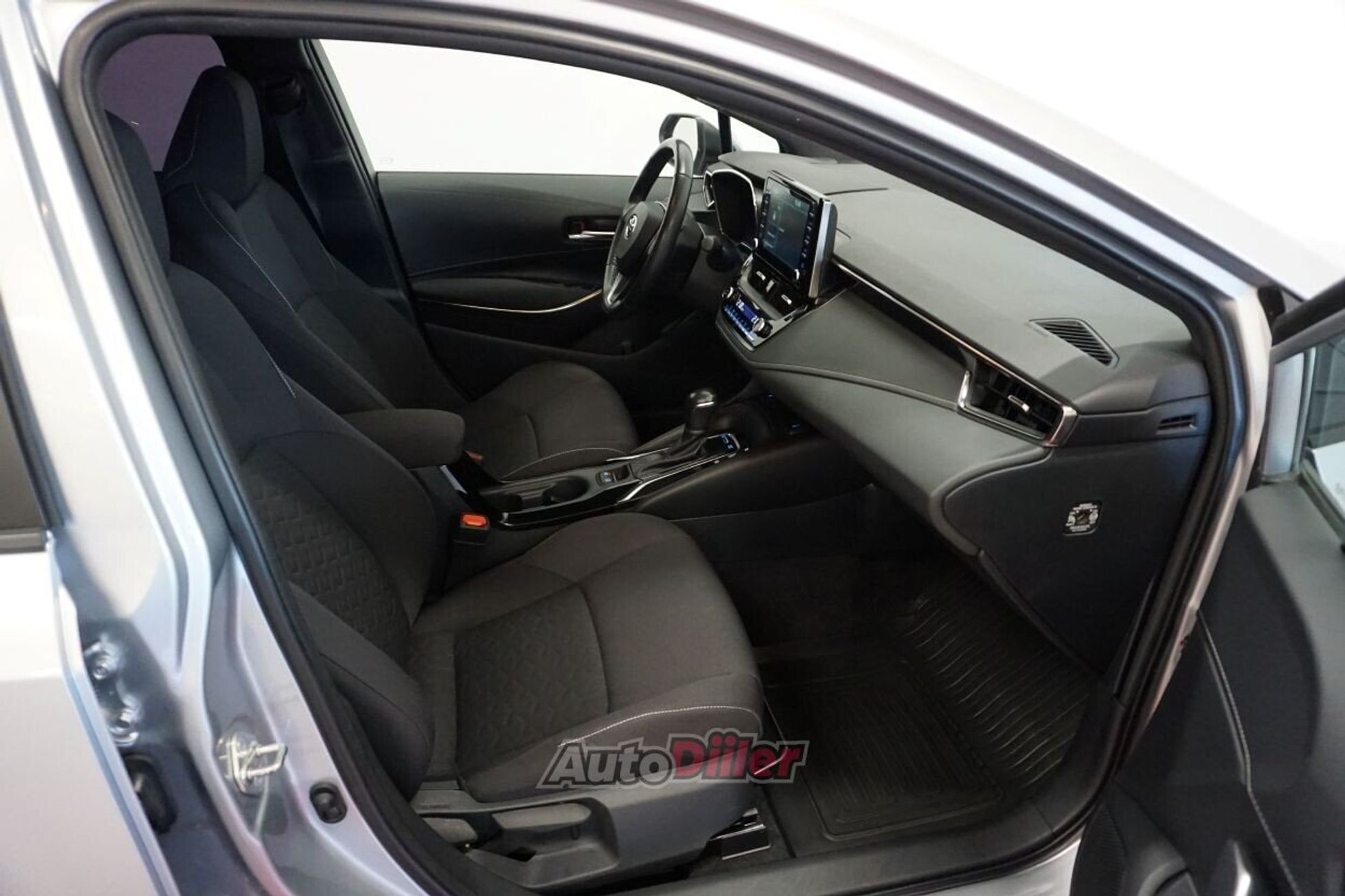 Toyota Corolla Active 1.8 72 kW 1.8 72kW 2023, photo 6/10