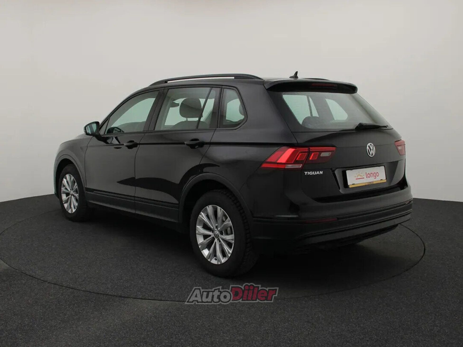 Volkswagen Tiguan Comfortline 2.0 110kW 2018, kuva 7/10