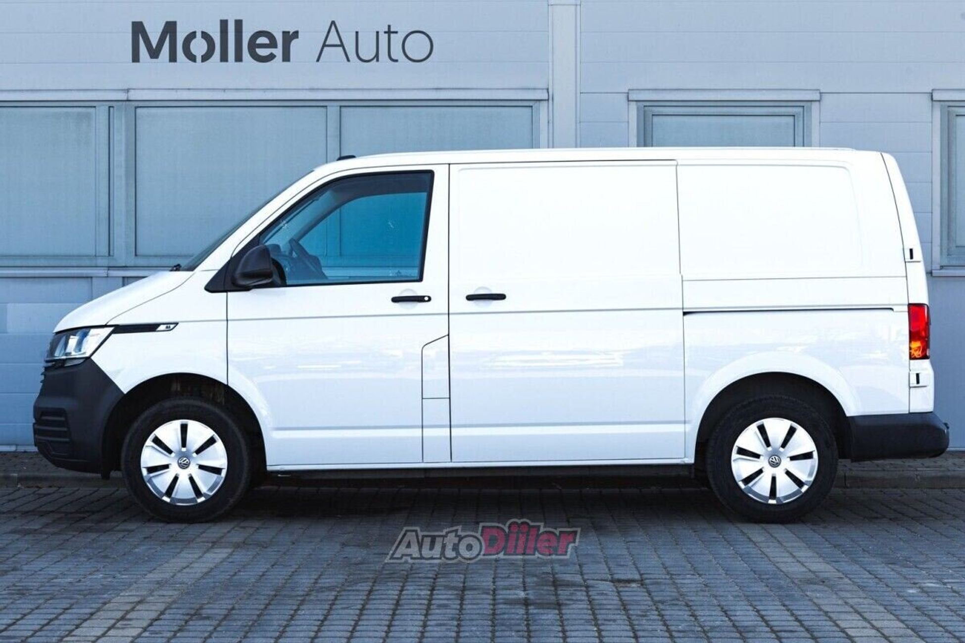 Volkswagen Transporter 2.0 81kW 2022, kuva 2/10