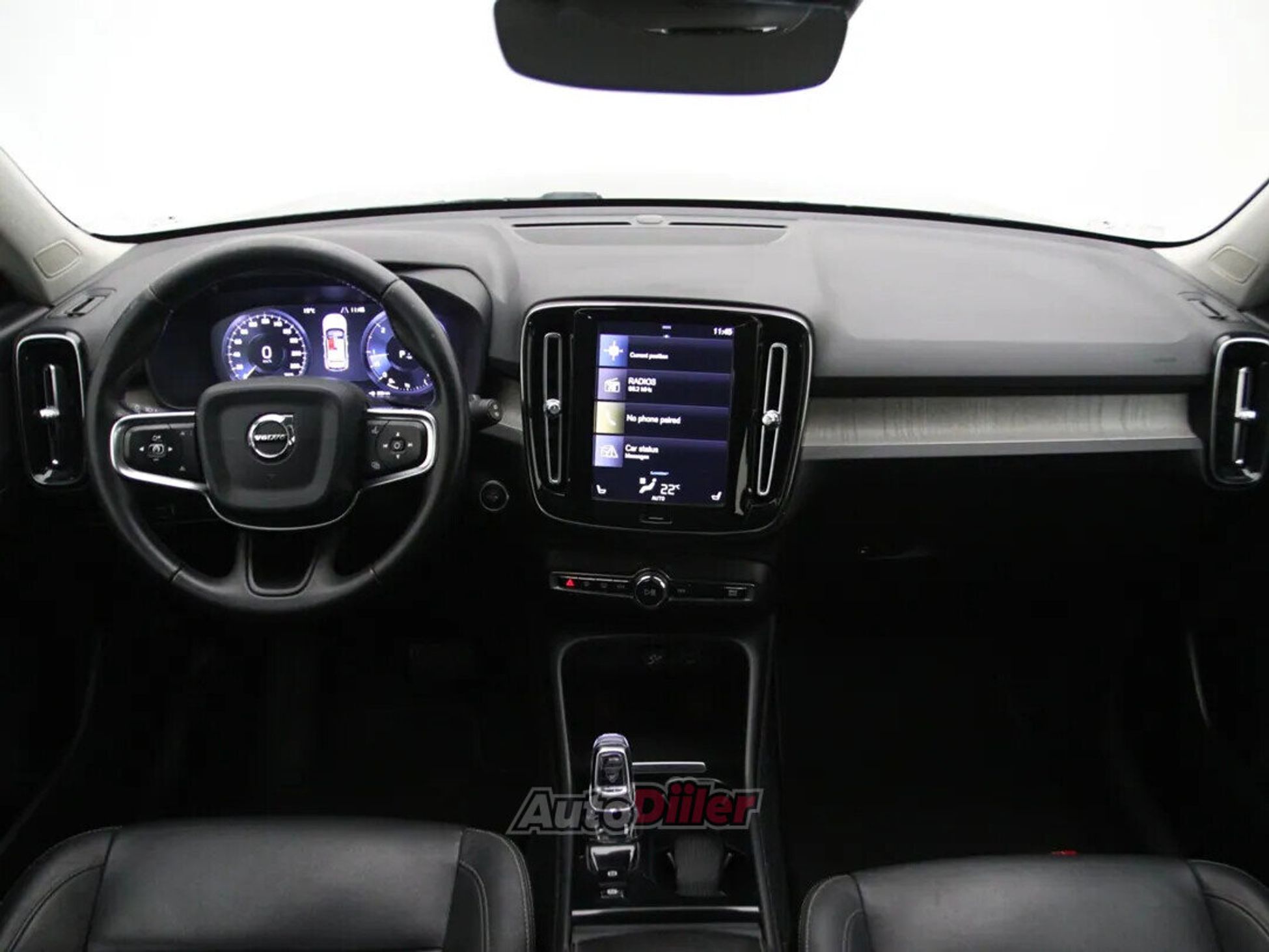 Volvo XC40 Inscription 2.0 110kW 2019, photo 2/10