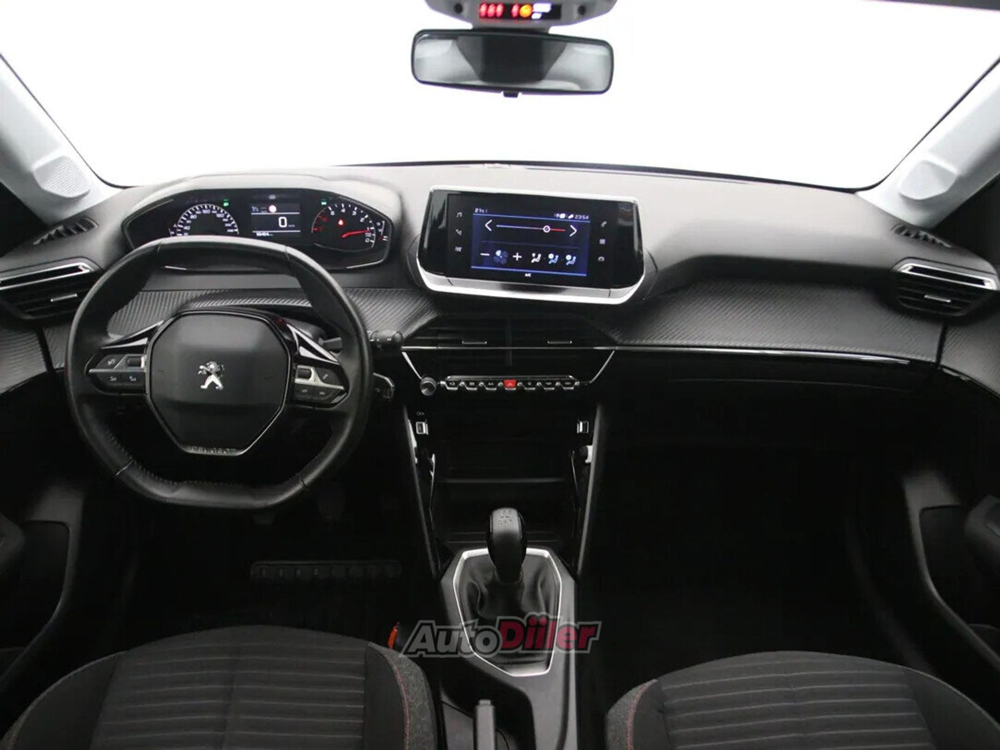 Peugeot 208 Active 1.2 55kW 2020, photo 2/10