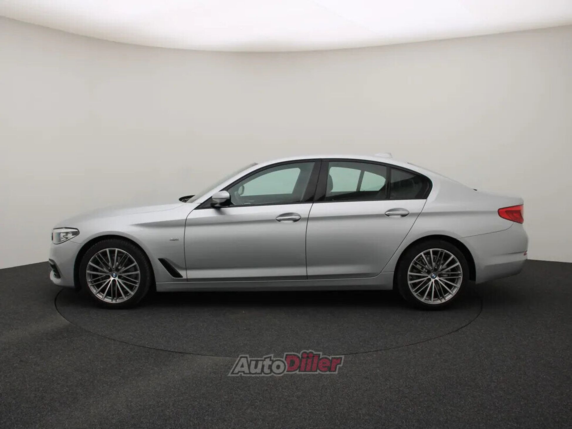 BMW 520 Executive 2.0 140kW 2018, kuva 6/10
