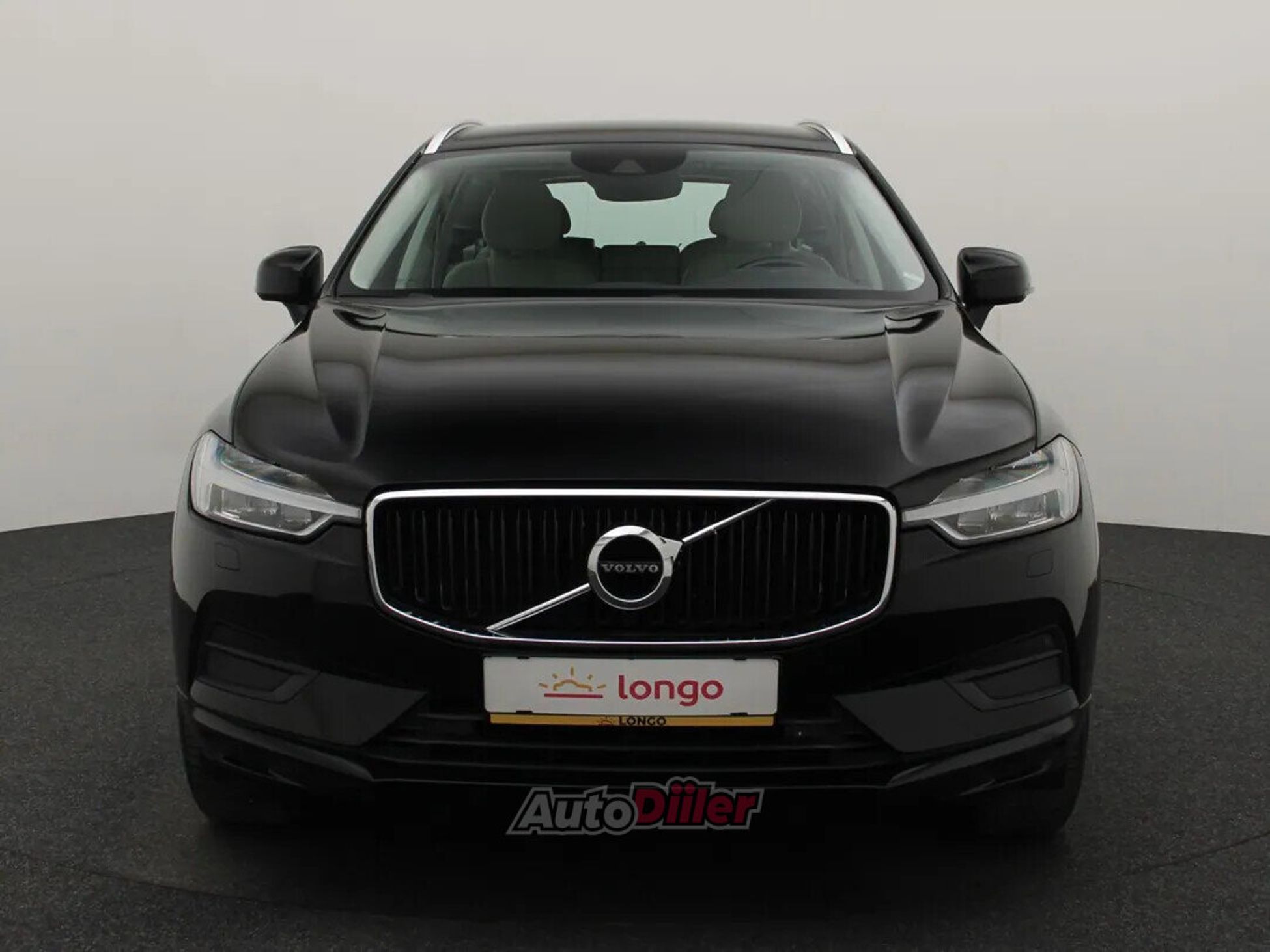 Volvo XC60 Momentum 2.0 140kW 2018, photo 3/10