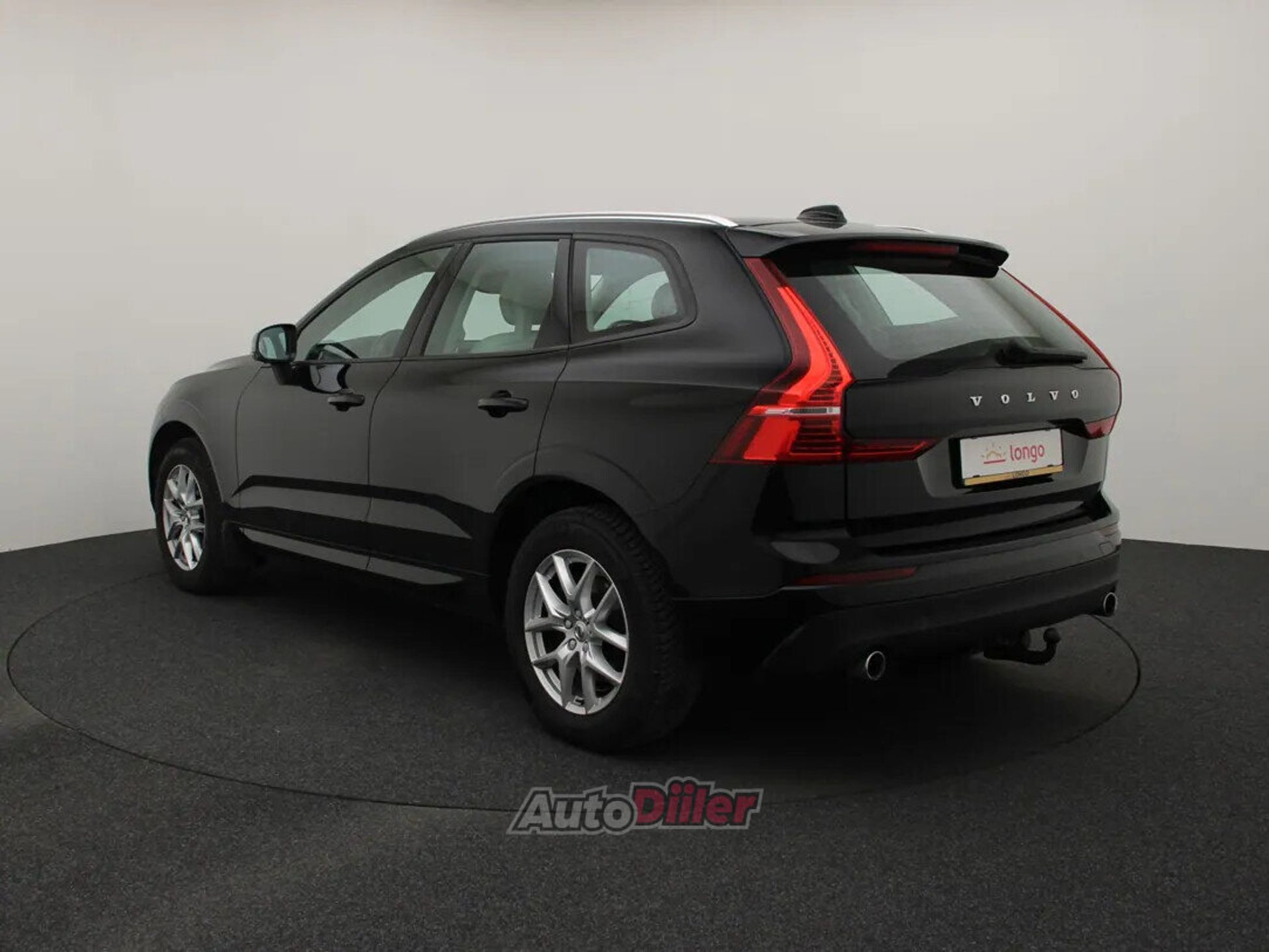 Volvo XC60 Momentum 2.0 140kW 2018, photo 7/10