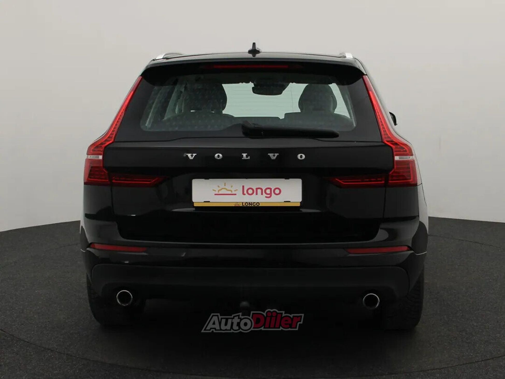 Volvo XC60 Momentum 2.0 140kW 2018, photo 5/10