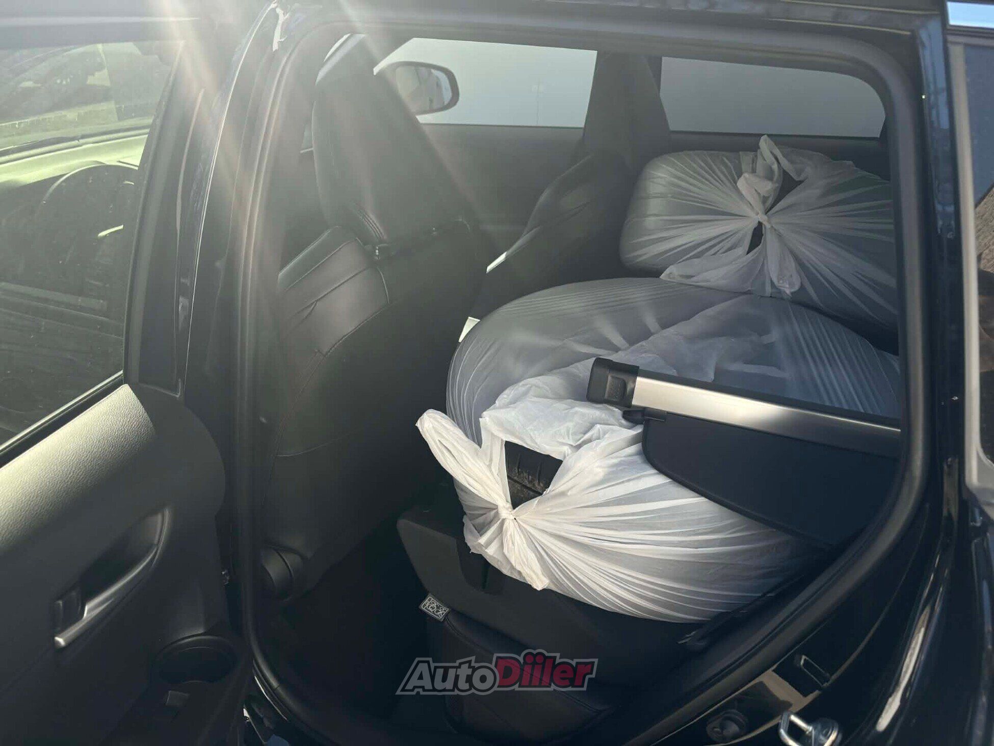 Toyota Corolla Cross Luxury 2.0 112kW 2023, photo 7/10
