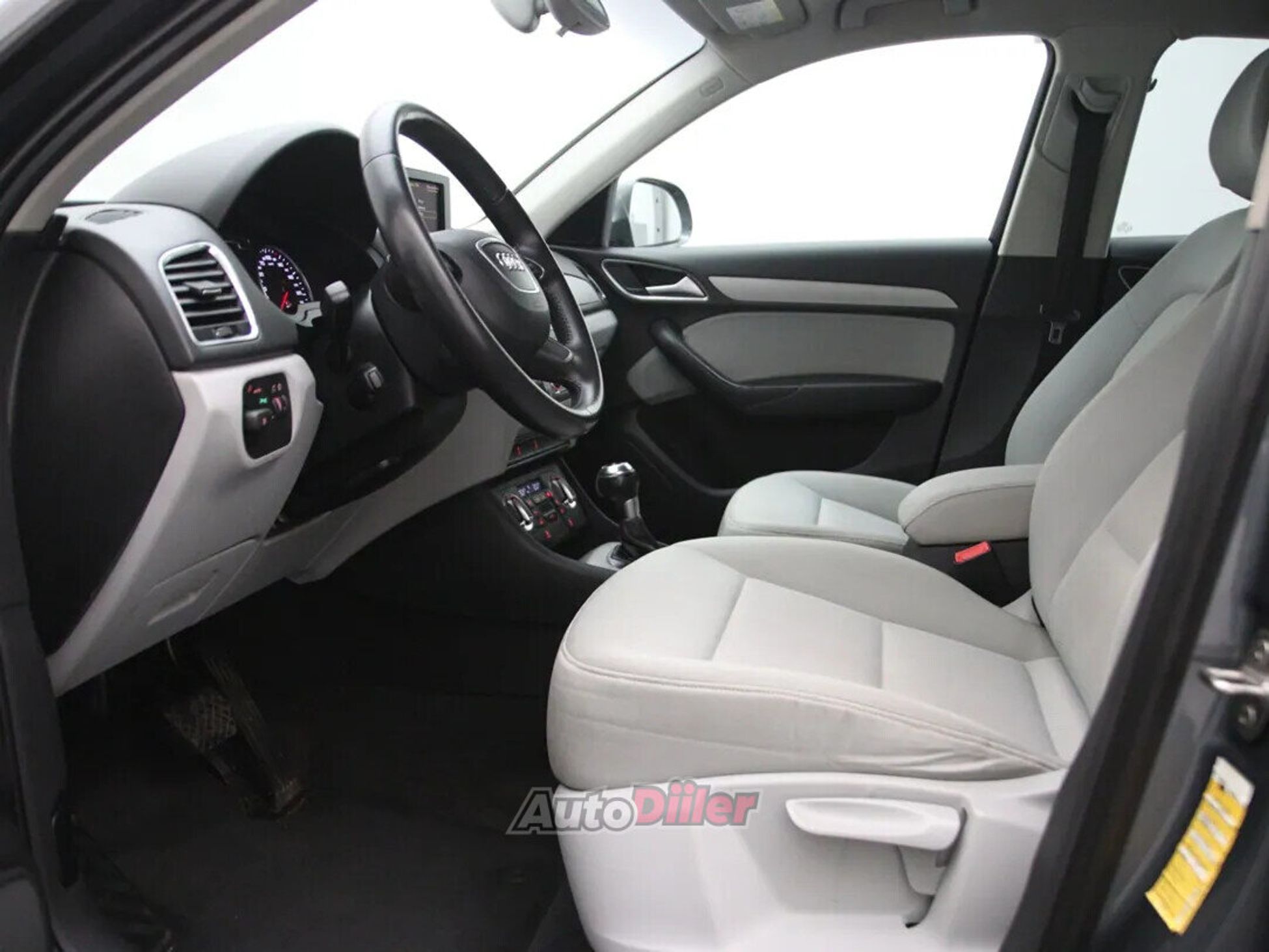 Audi Q3 Quattro Pro Line 2.0 103kW 2014, kuva 4/10