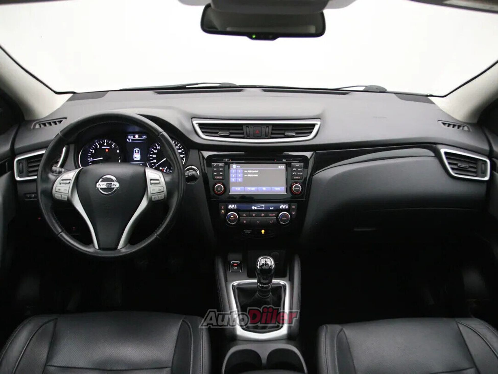 Nissan Qashqai Tekna 1.2 85kW 2017, photo 2/10