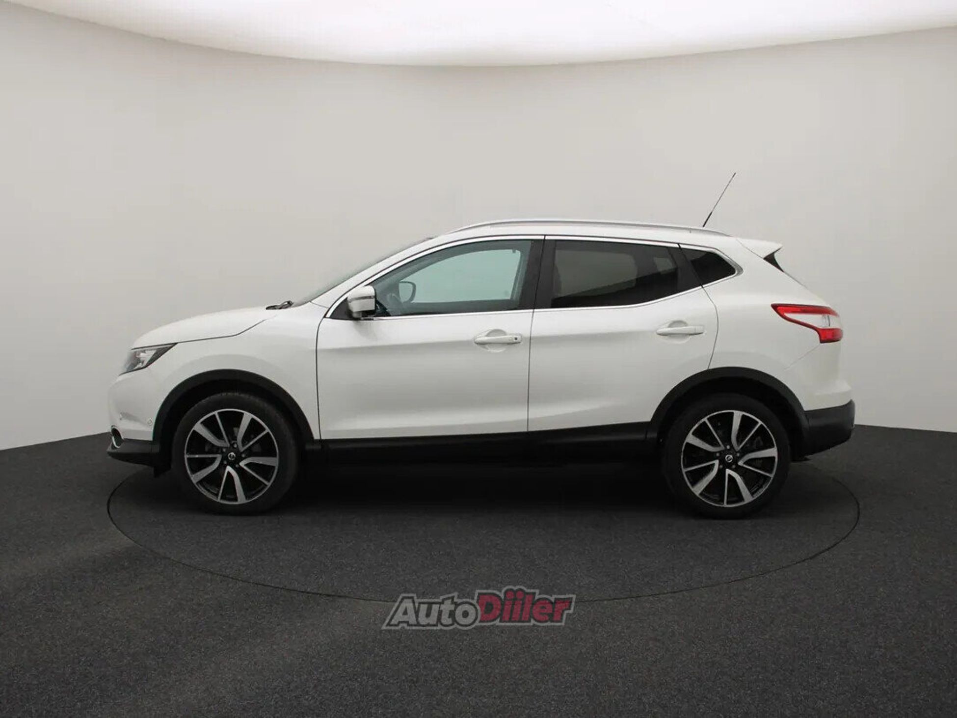 Nissan Qashqai Tekna 1.2 85kW 2017, photo 6/10