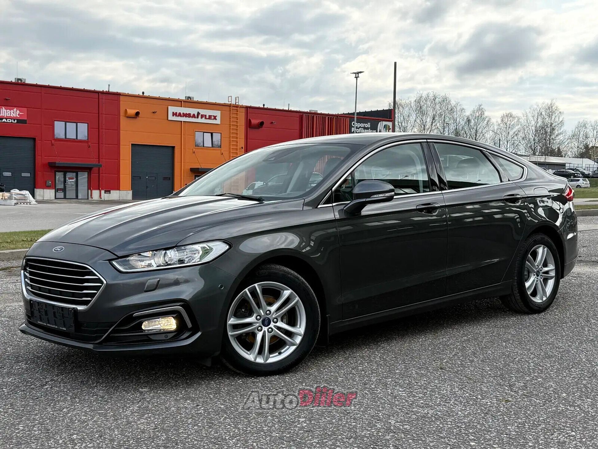Ford Mondeo Titanium Facelift 2.0 140kW 2019, photo 3/10