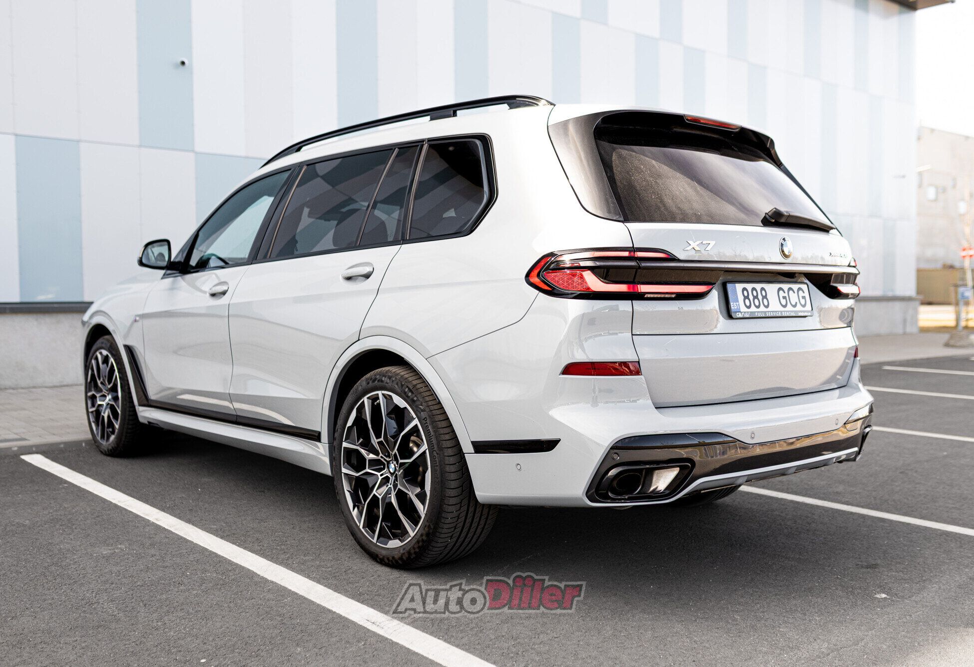 BMW X7 M-pakett 3.0 250kW 2025, kuva 3/10