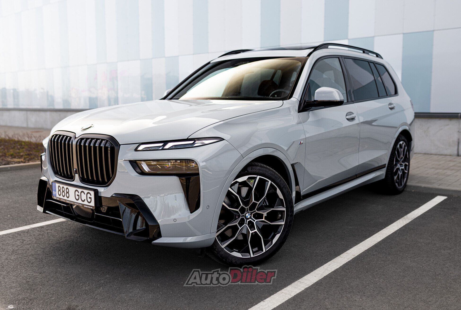 BMW X7 M-pakett 3.0 250kW 2025, kuva 2/10