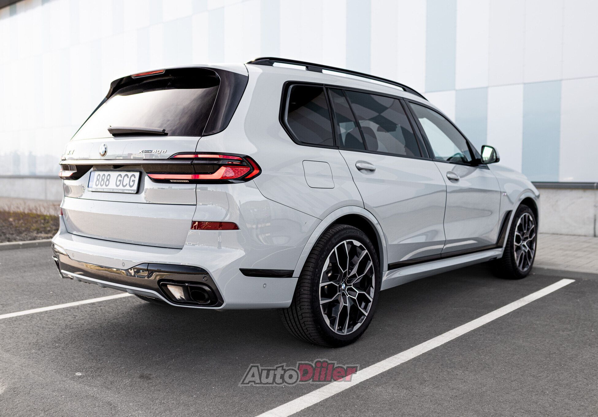 BMW X7 M-pakett 3.0 250kW 2025, kuva 4/10