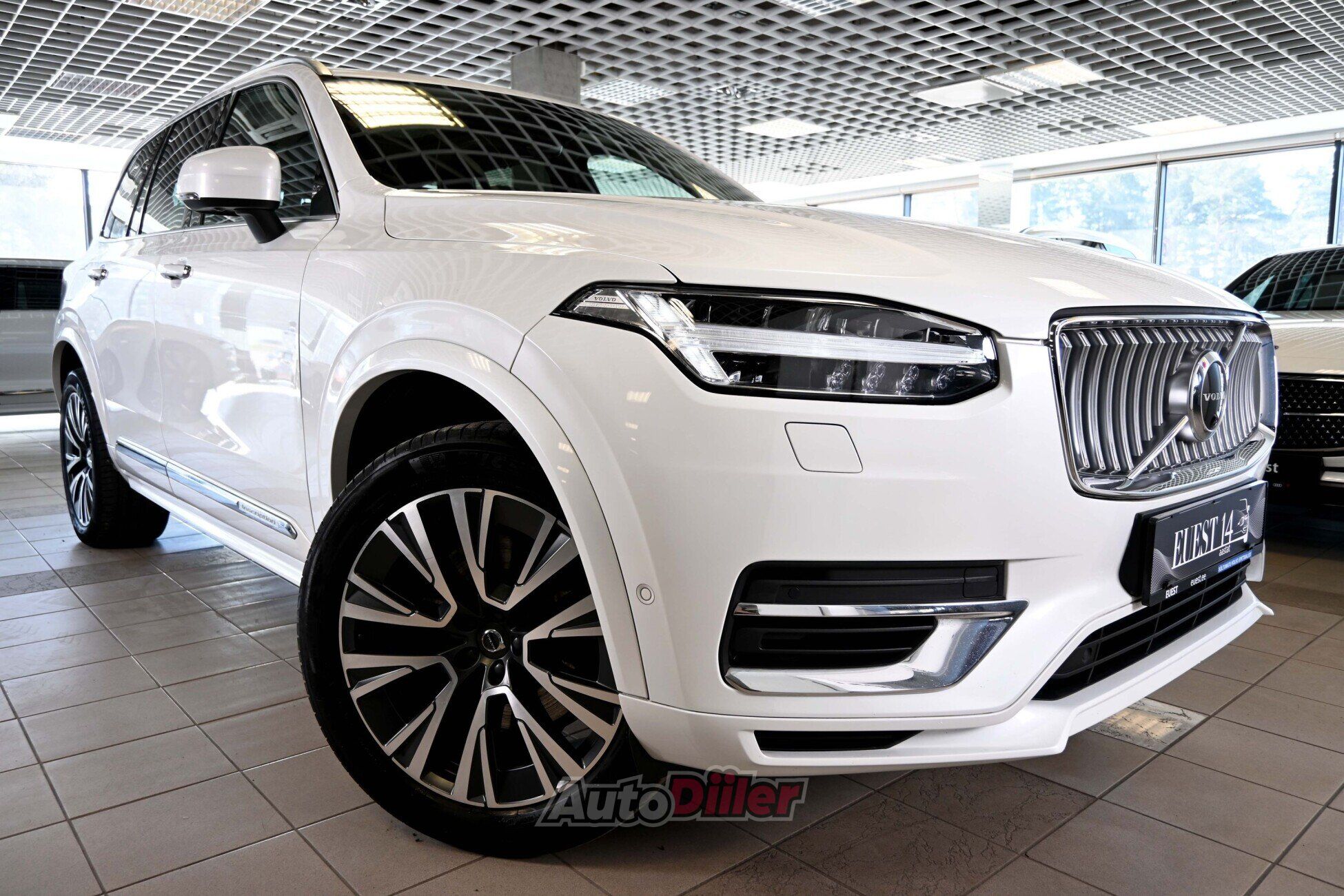 Volvo XC90 2020, photo 2/10