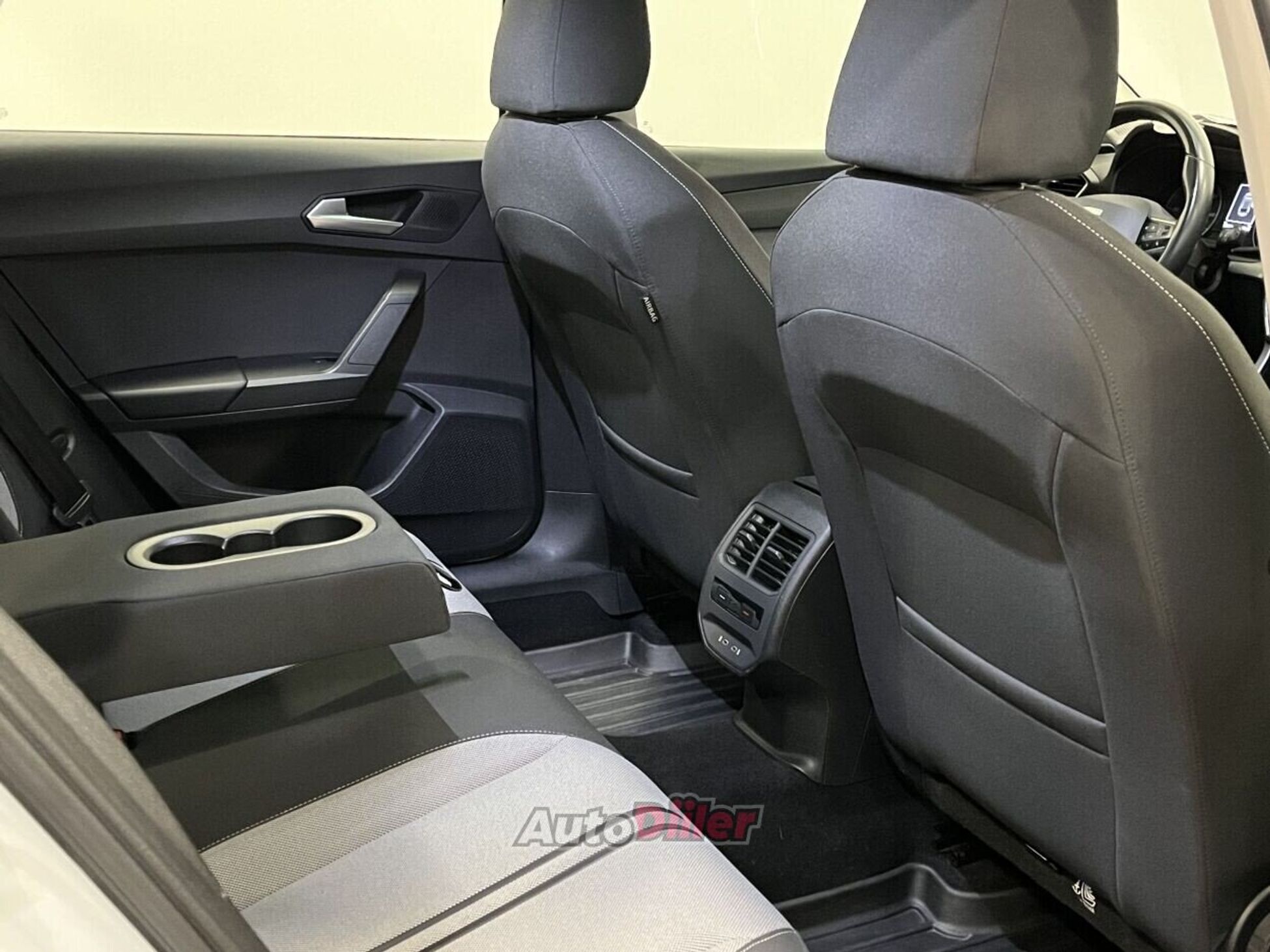 SEAT Leon ST Style 2.0 110kW 2021, photo 4/10
