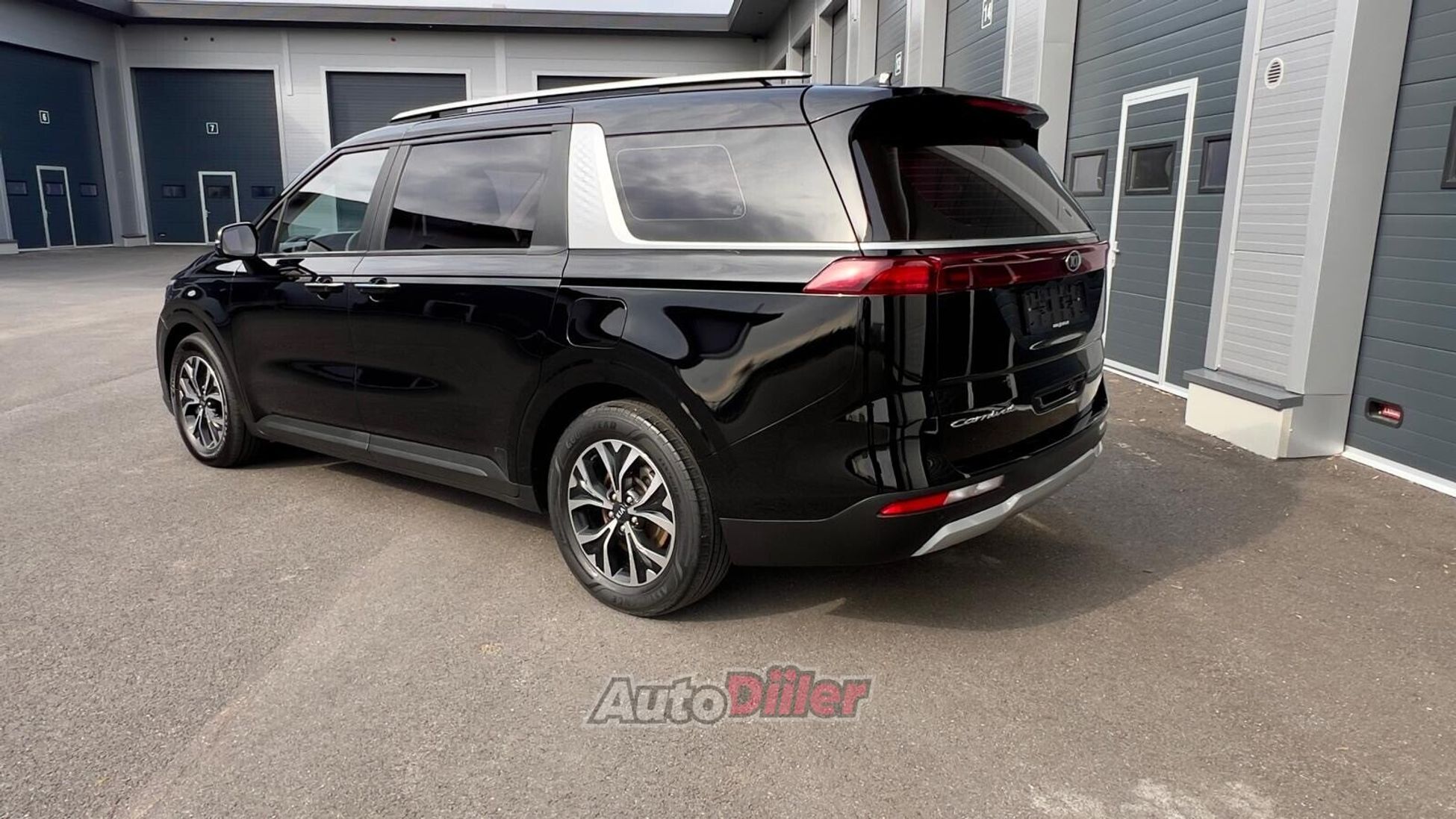 Kia Carnival 2.2 148kW 2020, photo 4/10