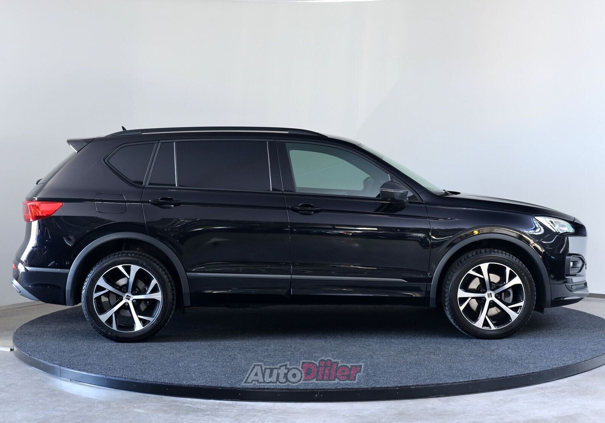 SEAT Tarraco 2.0 180kW 2023, photo 4/10