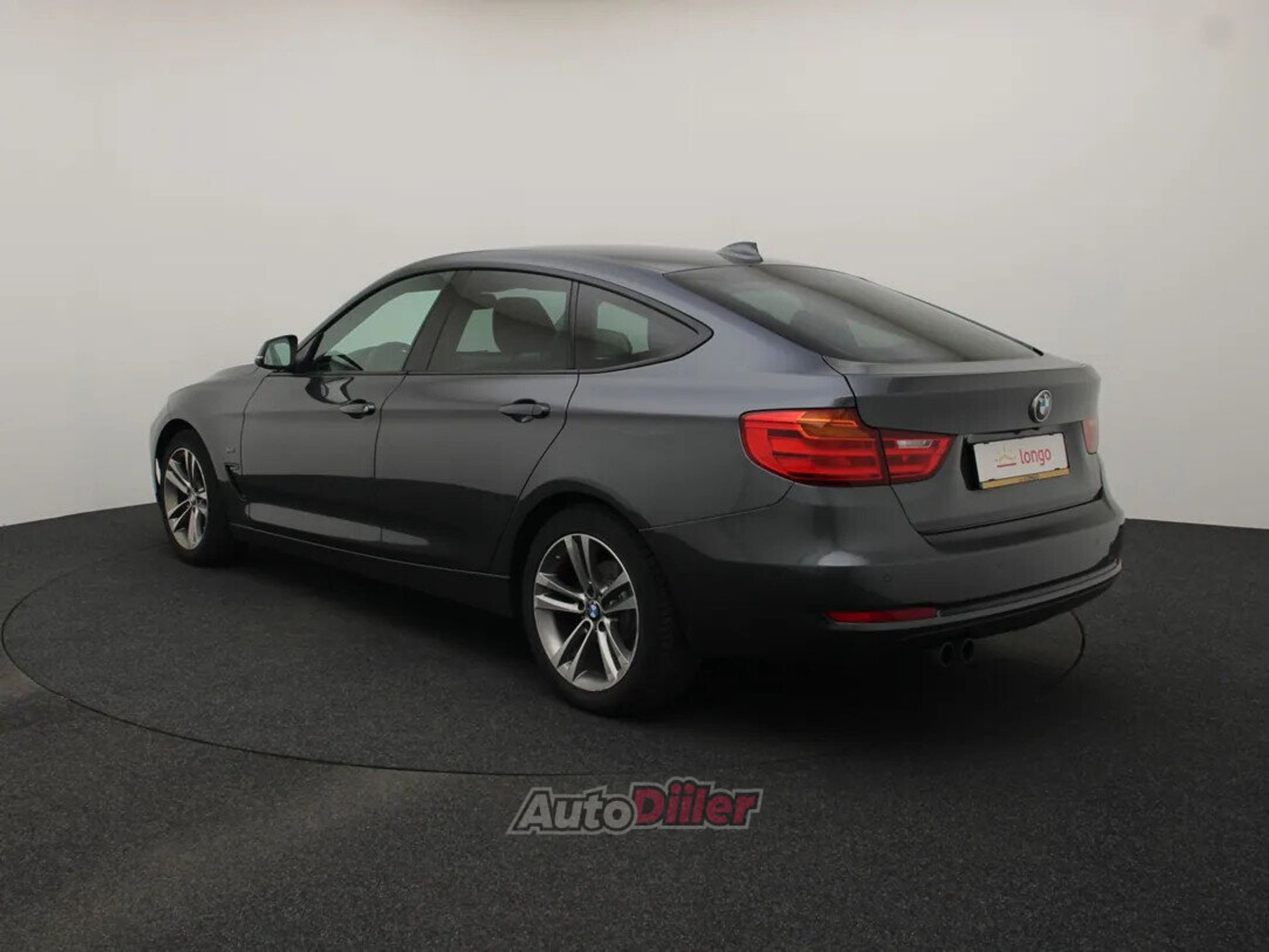 BMW 320 Sport Line 2.0 140kW 2016, photo 7/10