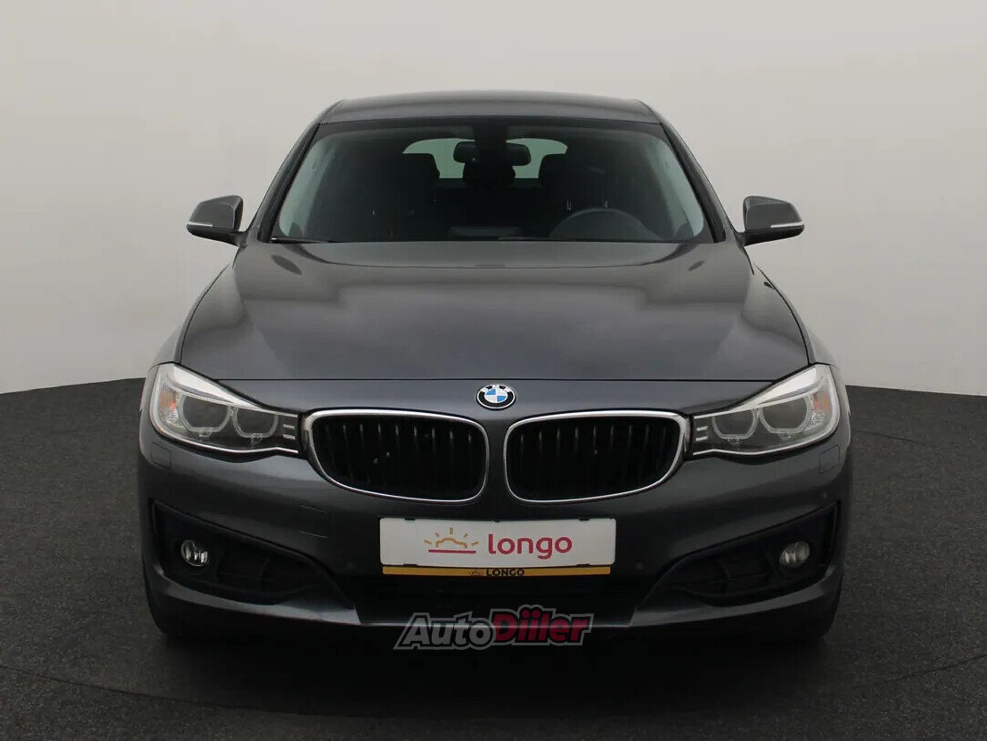 BMW 320 Sport Line 2.0 140kW 2016, photo 3/10