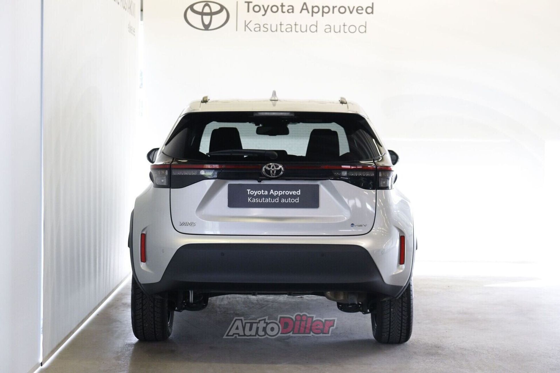 Toyota Yaris Cross Active Plus 1.5 68kW 2025, photo 4/10