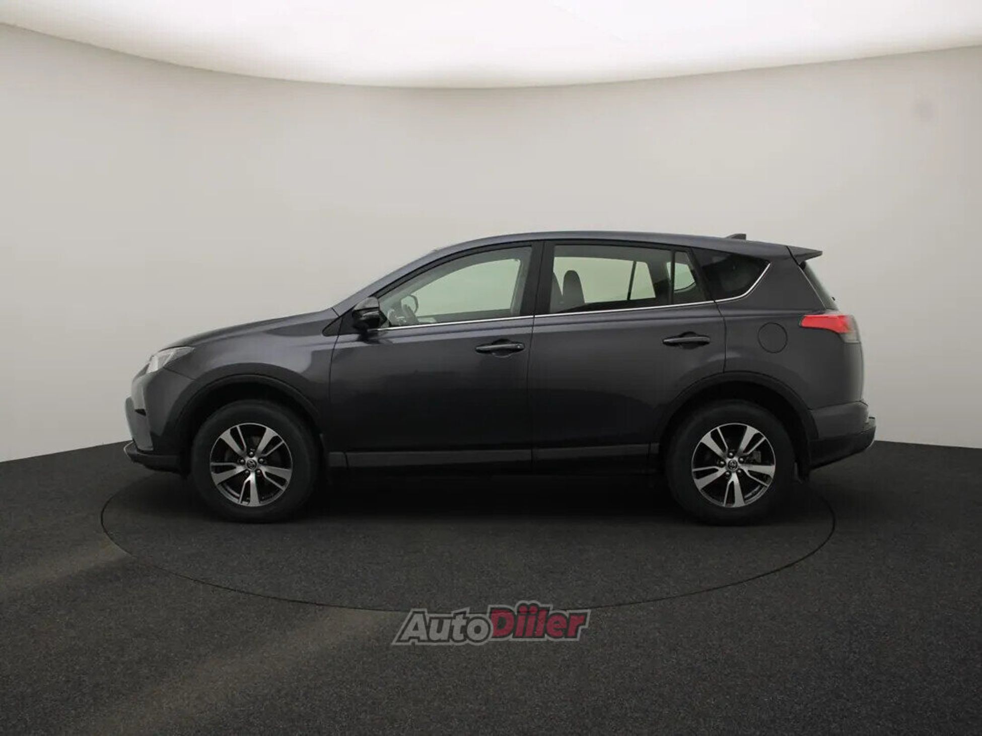 Toyota RAV4 Comfort 2.0 105kW 2015, photo 6/10