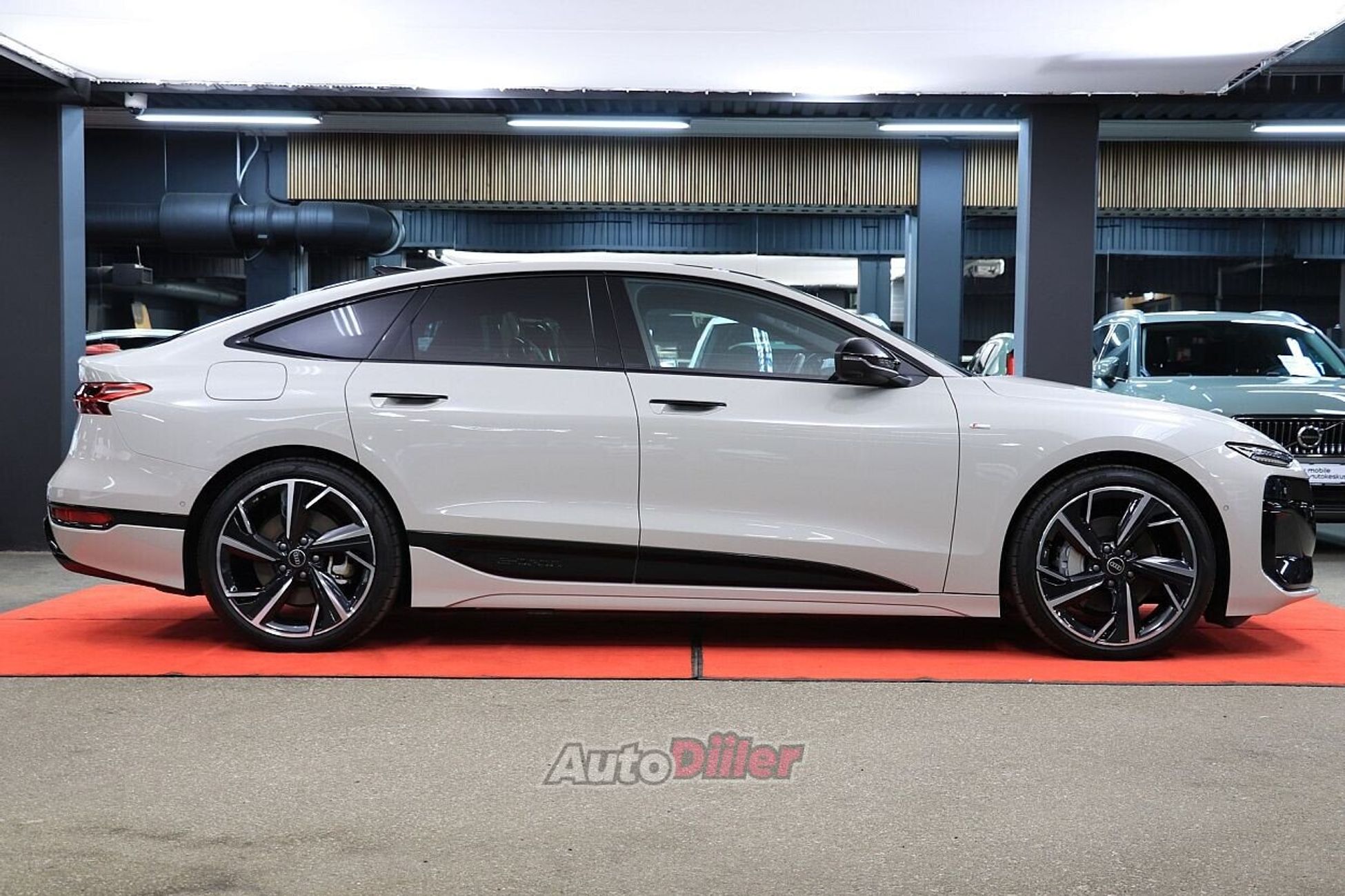 Audi A6 quattro S-Line 138kW 2026, photo 3/10