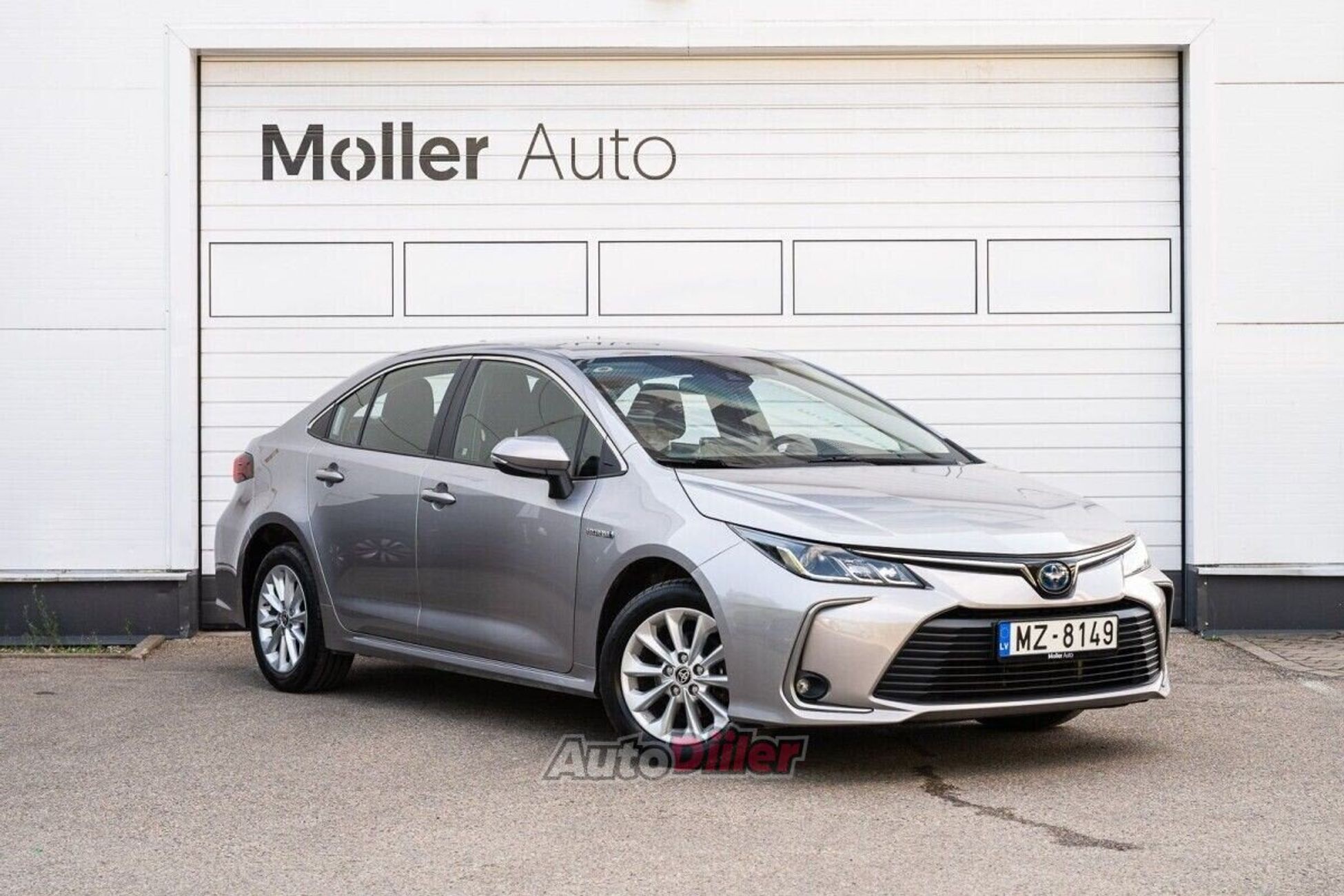 Toyota Corolla 1.8 103kW 2021, photo 2/10