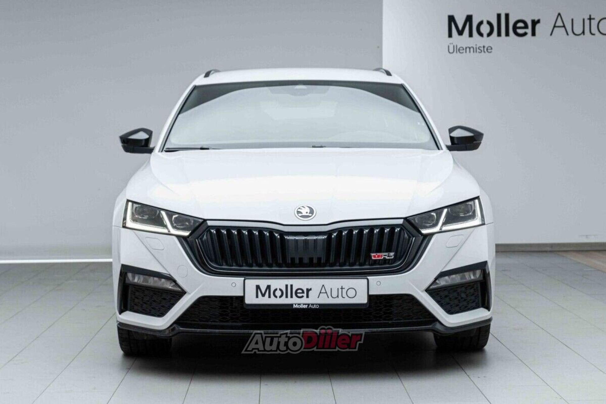Skoda Octavia 1.4 180kW 2023, kuva 2/10