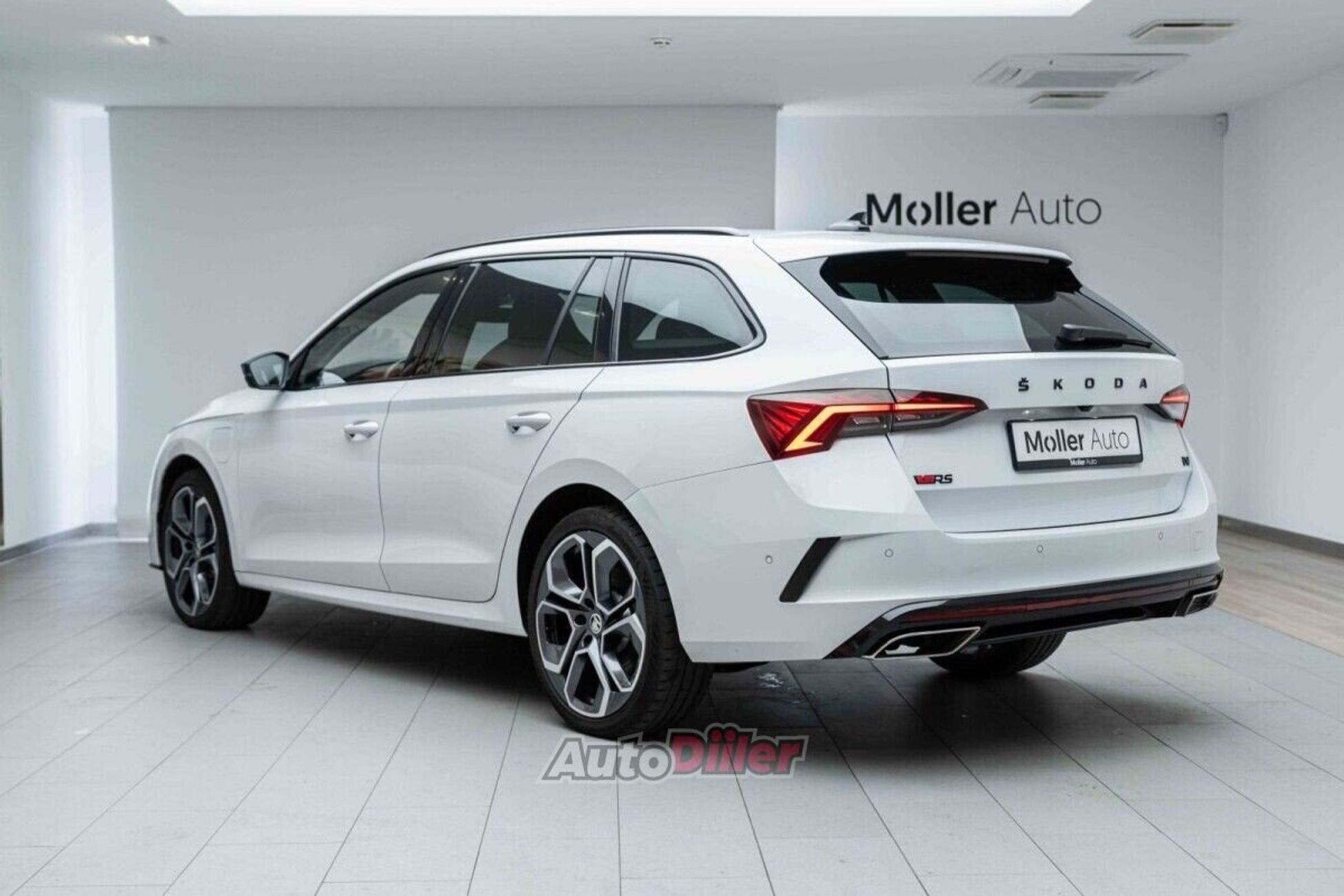 Skoda Octavia 1.4 180kW 2023, kuva 4/10