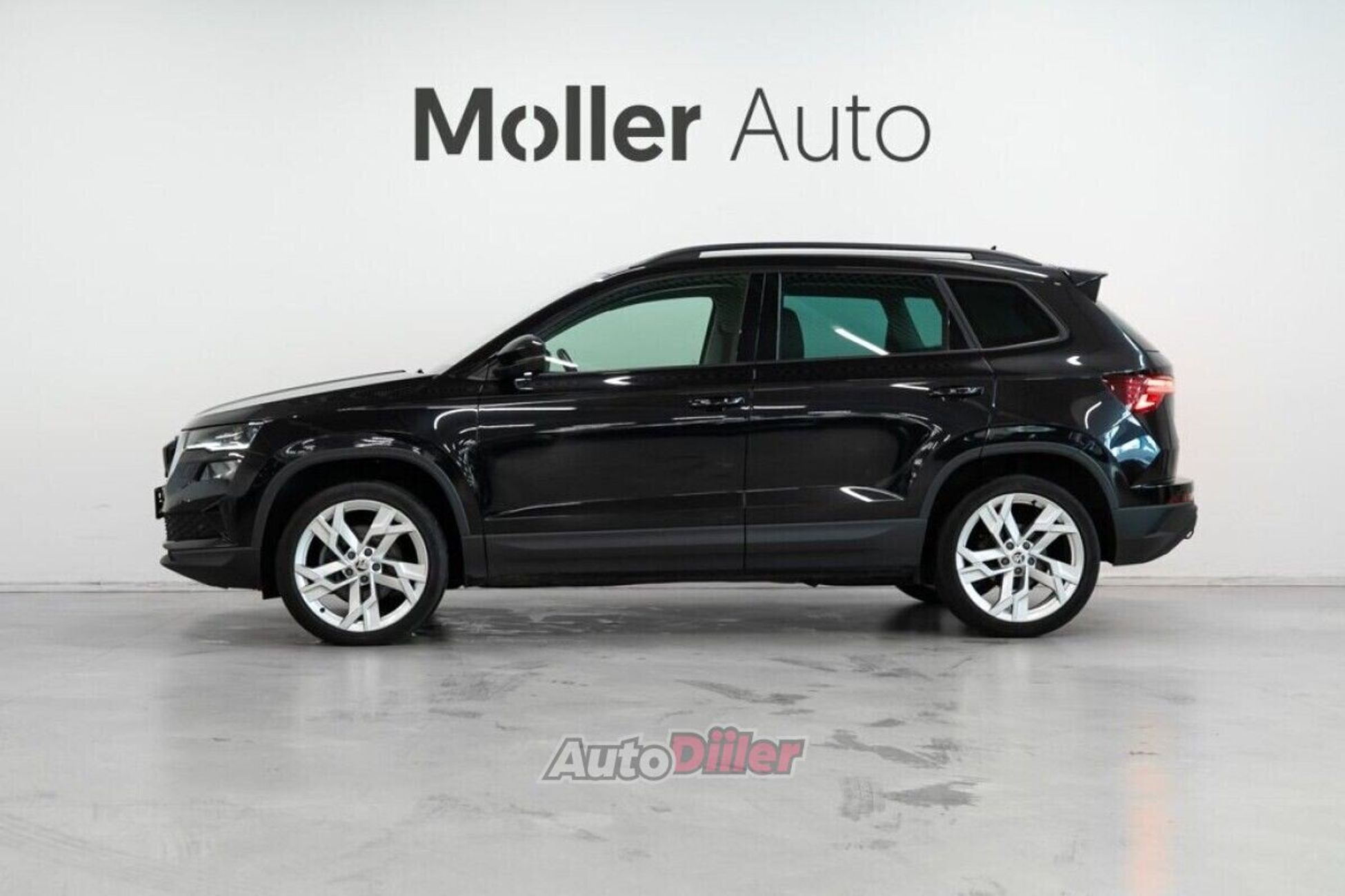Skoda Karoq 2.0 110kW 2023, kuva 2/10