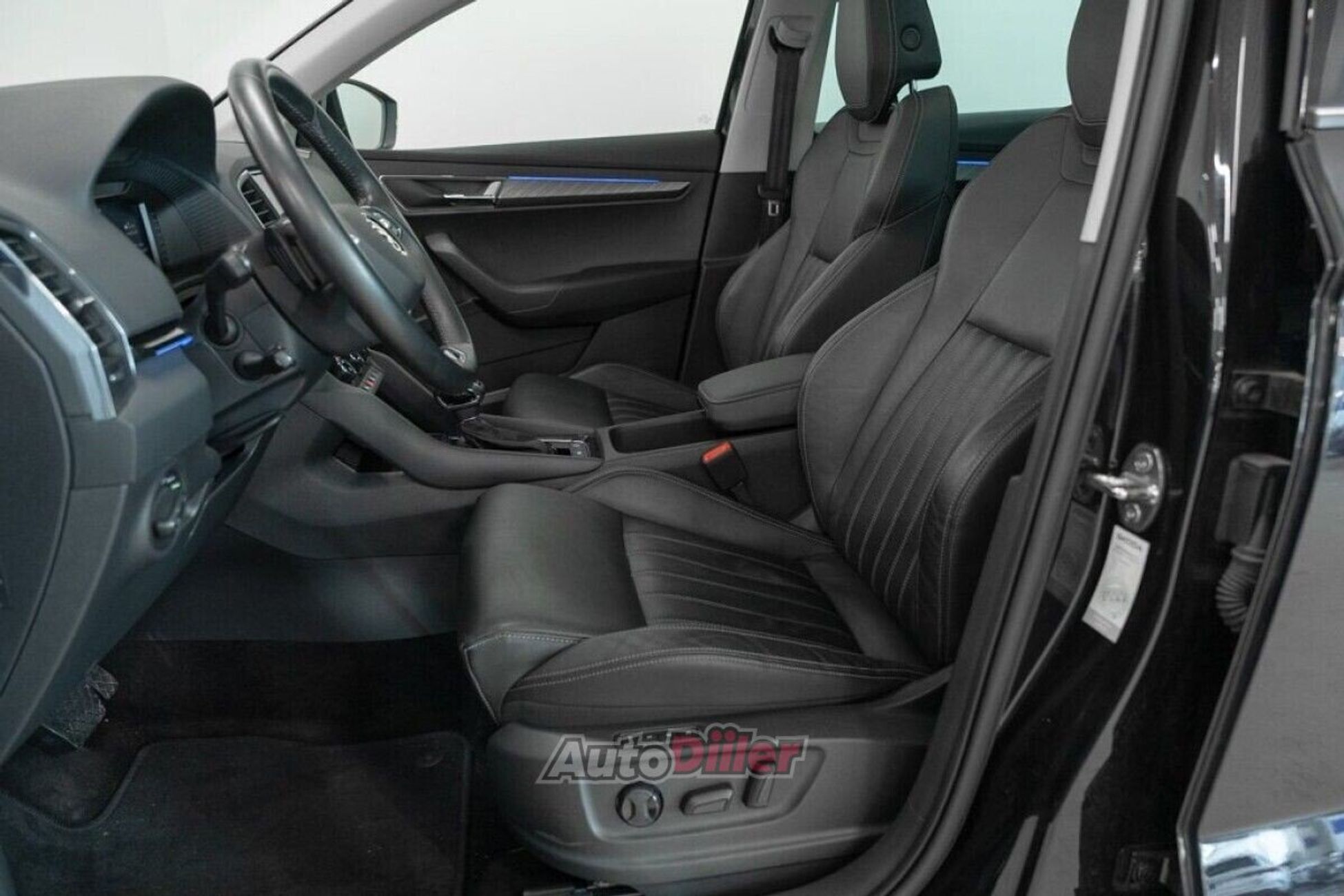 Skoda Karoq 2.0 110kW 2023, kuva 7/10