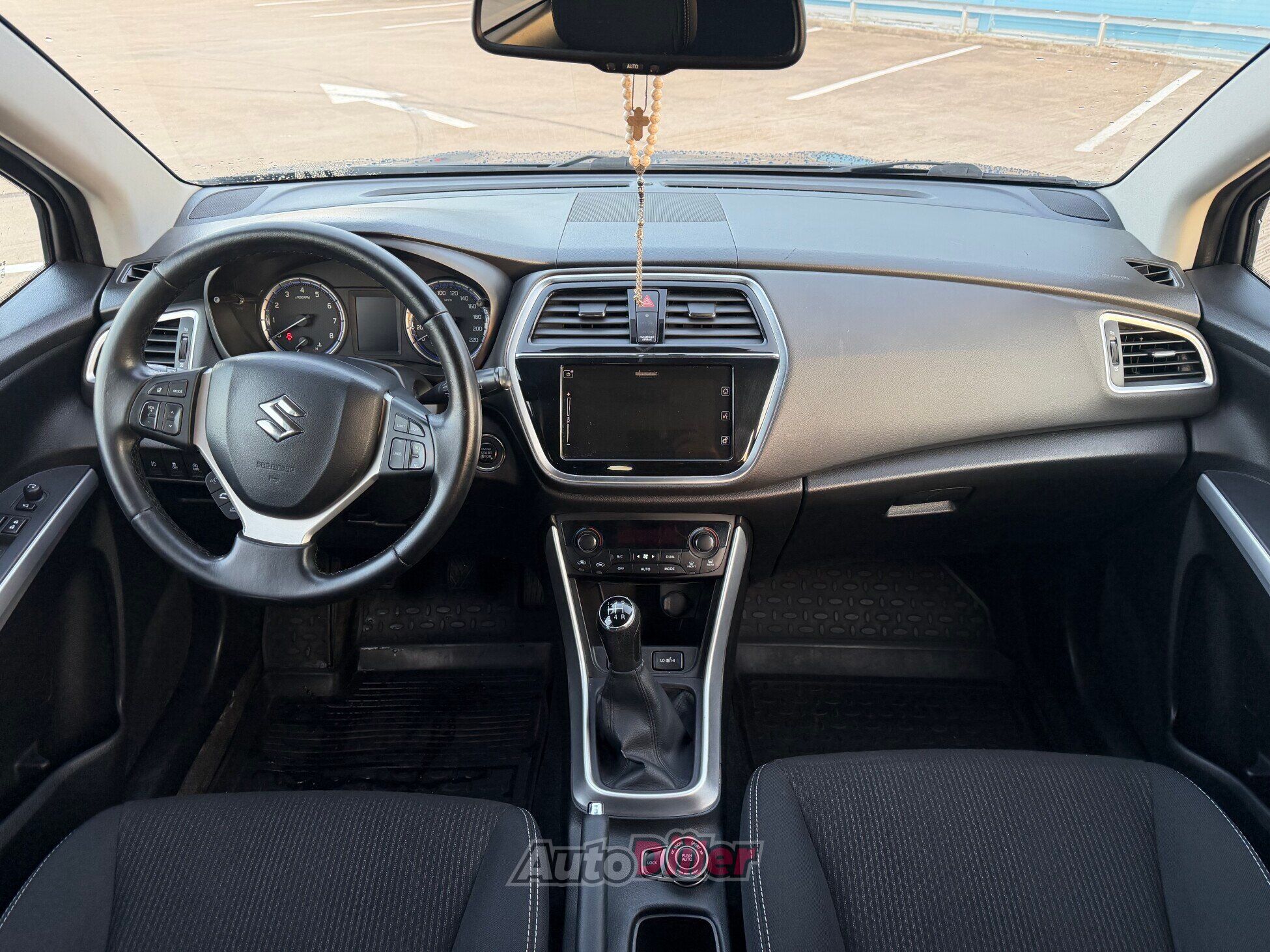 Suzuki SX4 S-Cross 1.0 82kW 2017, photo 7/9