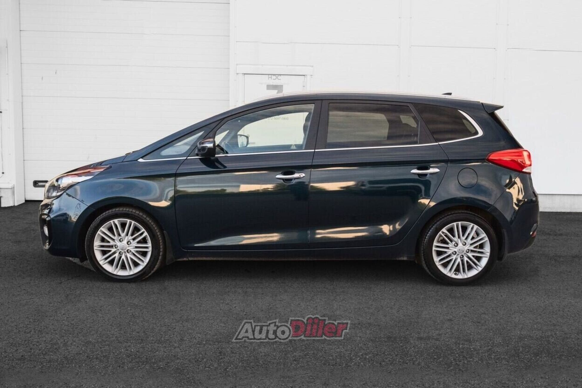 Kia Carens EX Facelift 1.7 104kW 2017, photo 5/10
