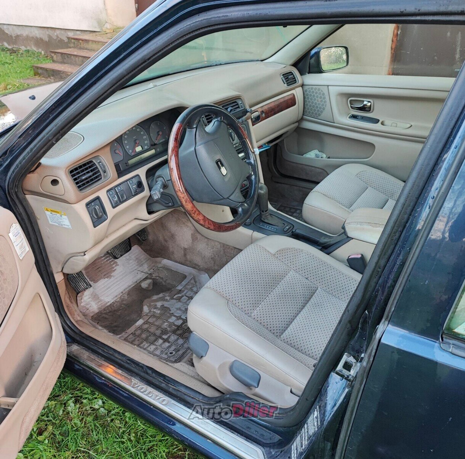 Volvo S70 2.5 103kW 1999, kuva 4/8
