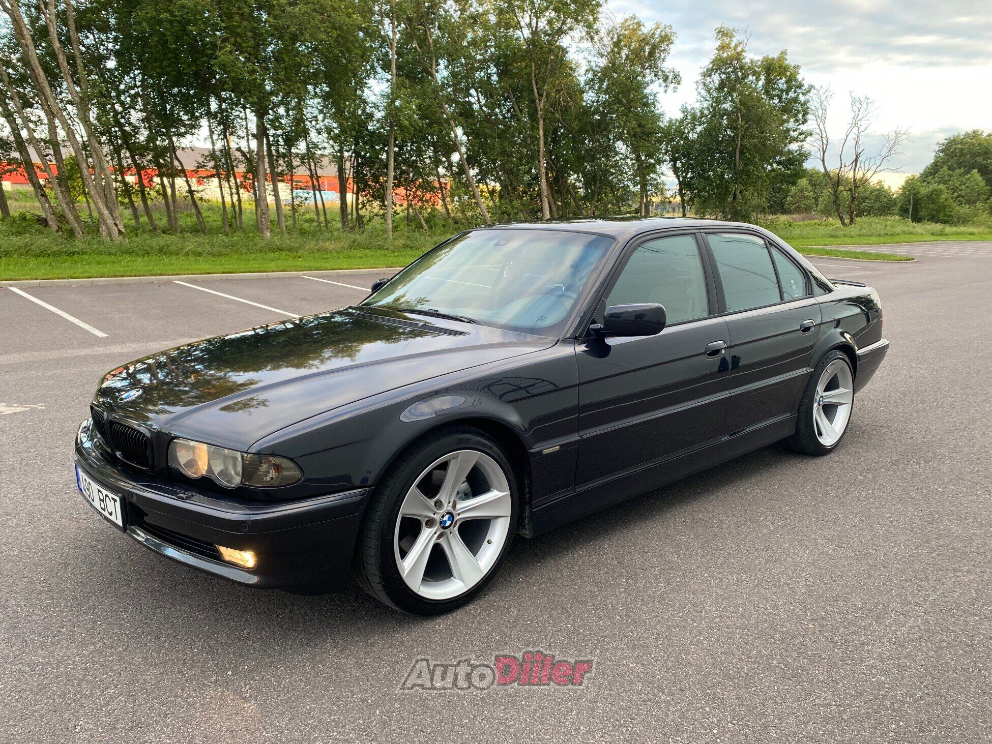 BMW 730