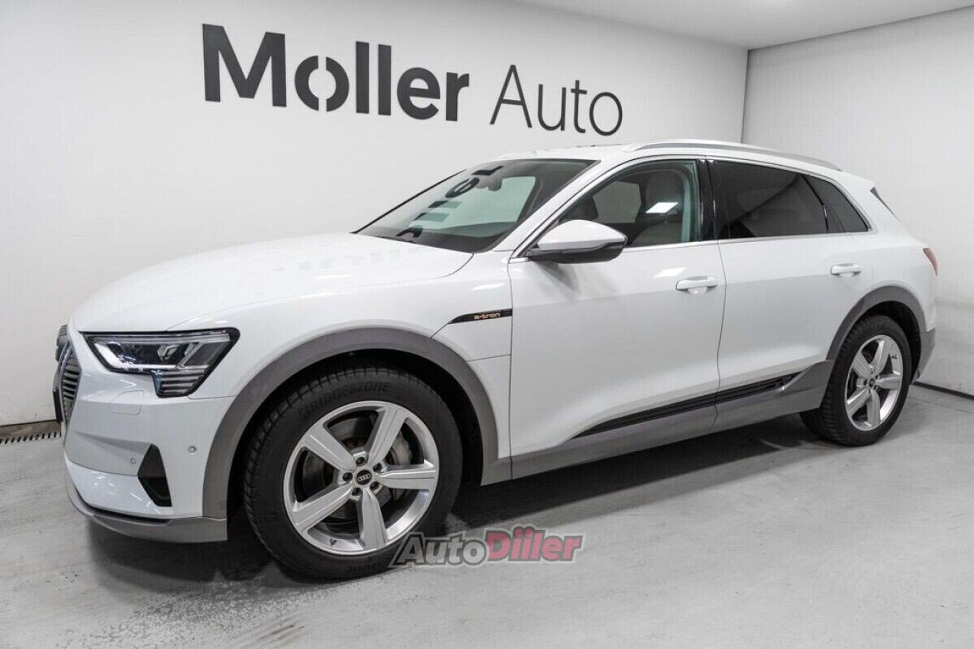 Audi e-tron 301kW 2022, photo 2/10
