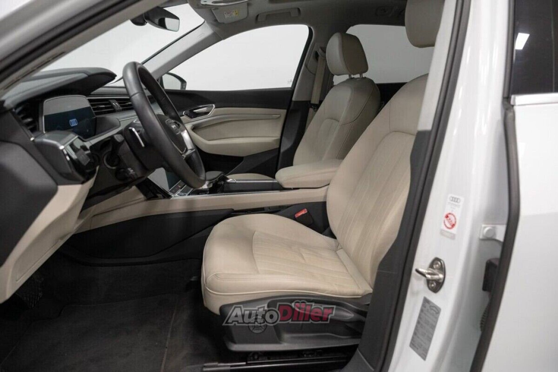Audi e-tron 301kW 2022, photo 5/10