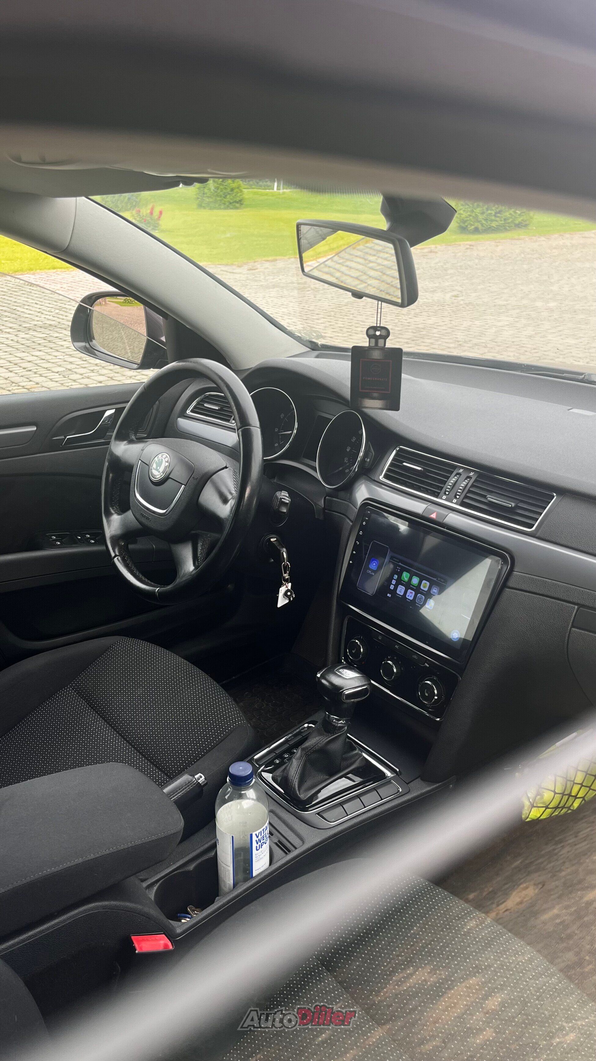 Skoda Superb 1.8 118kW 2011, kuva 5/10