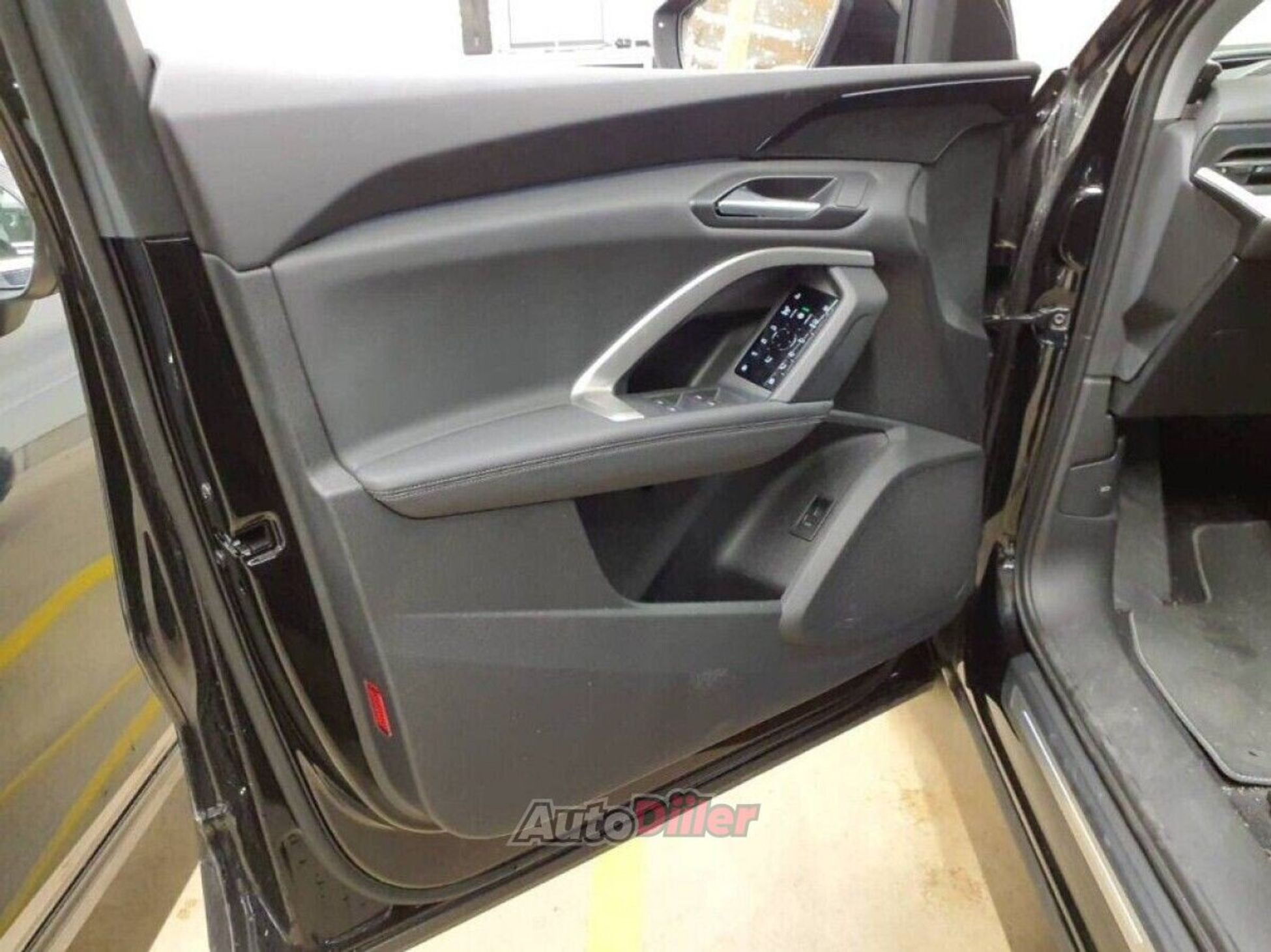 Audi Q5 2.0 150kW 2025, photo 4/7
