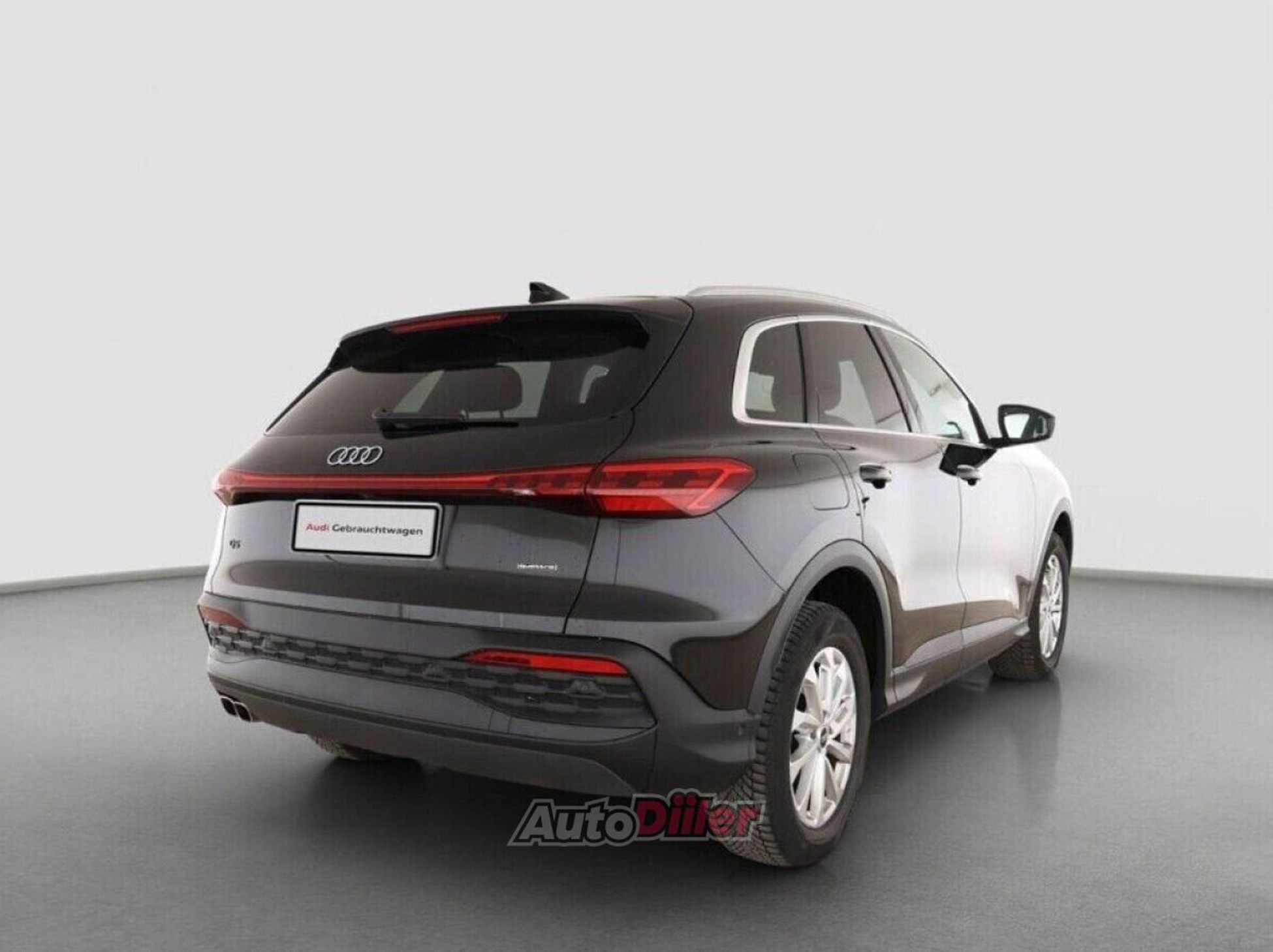 Audi Q5 2.0 150kW 2025, photo 2/7