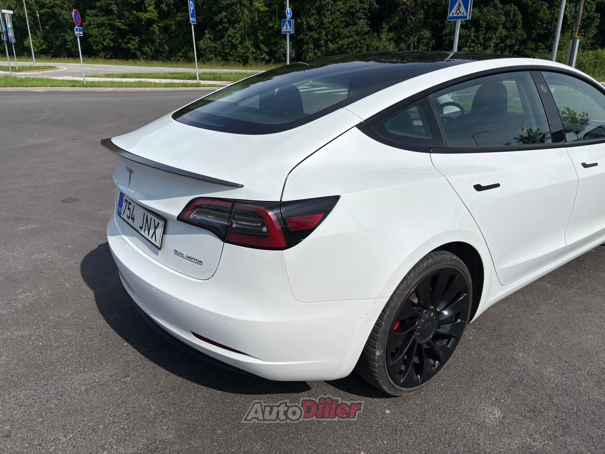Tesla Model 3 153kW 2021, photo 2/10