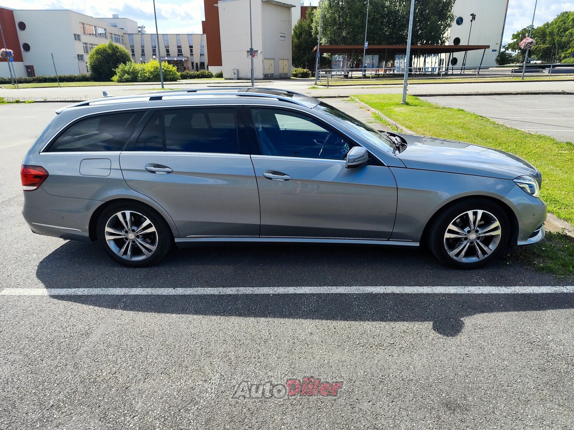 Mercedes-Benz E 250 4matic 2.1 150kW 2015, kuva 7/10