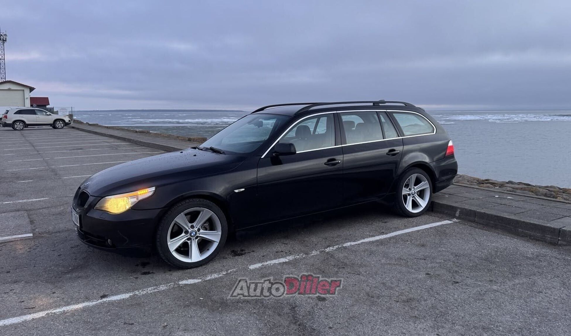 BMW 525 2.5 120kW 2006, photo 2/10