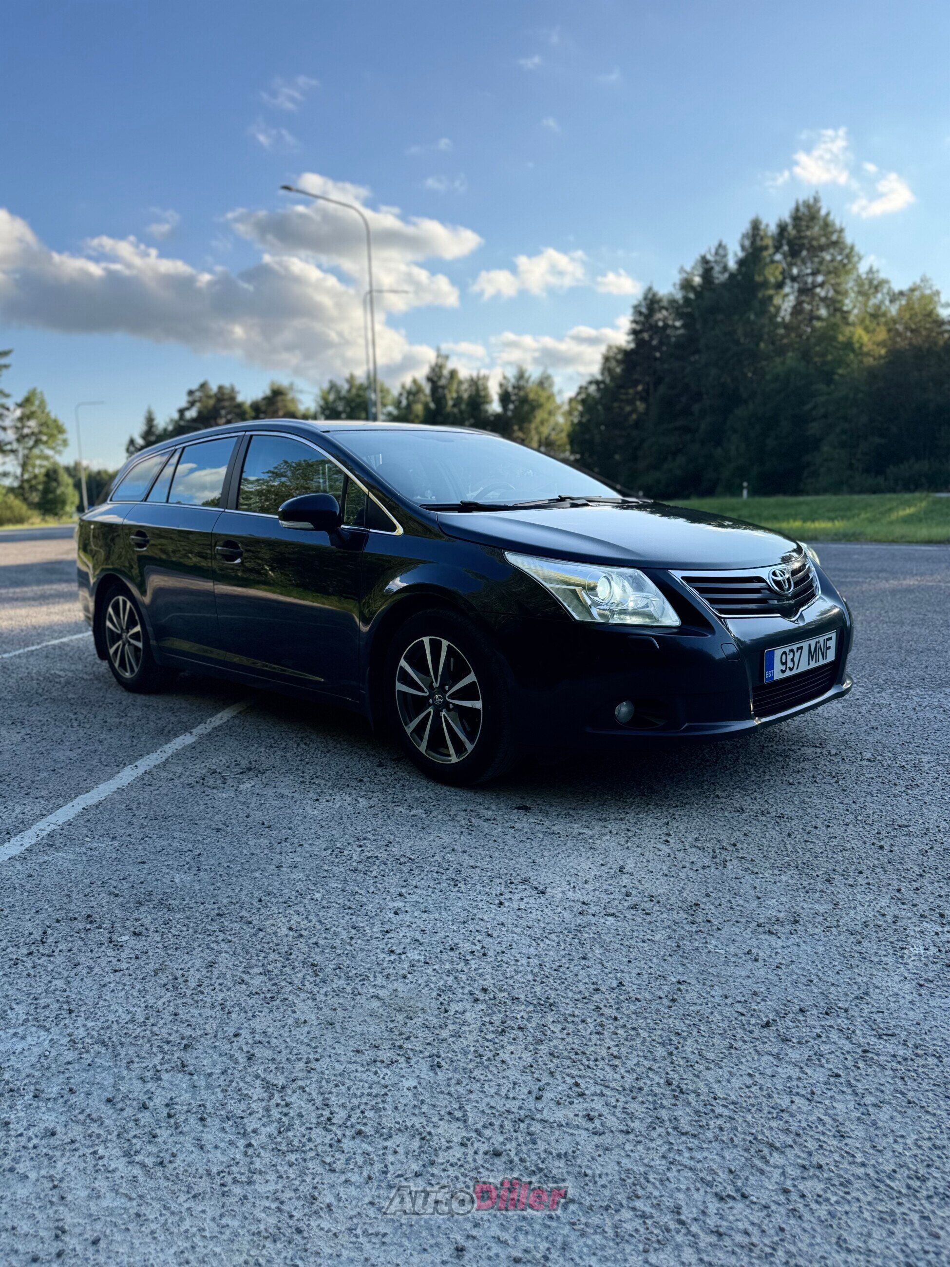 Toyota Avensis 1.8 108kW 2010, photo 5/10