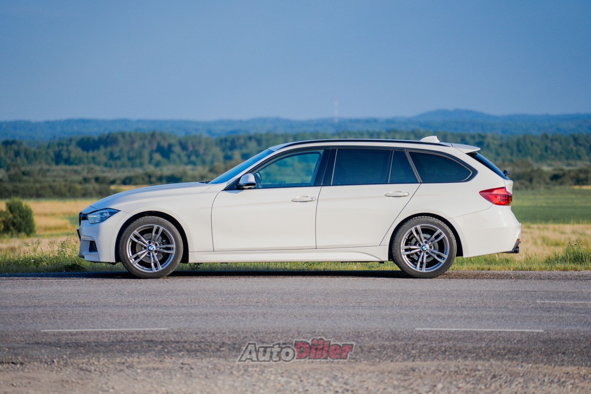 BMW 320 M-pakett 2.0 140kW 2017, kuva 3/9