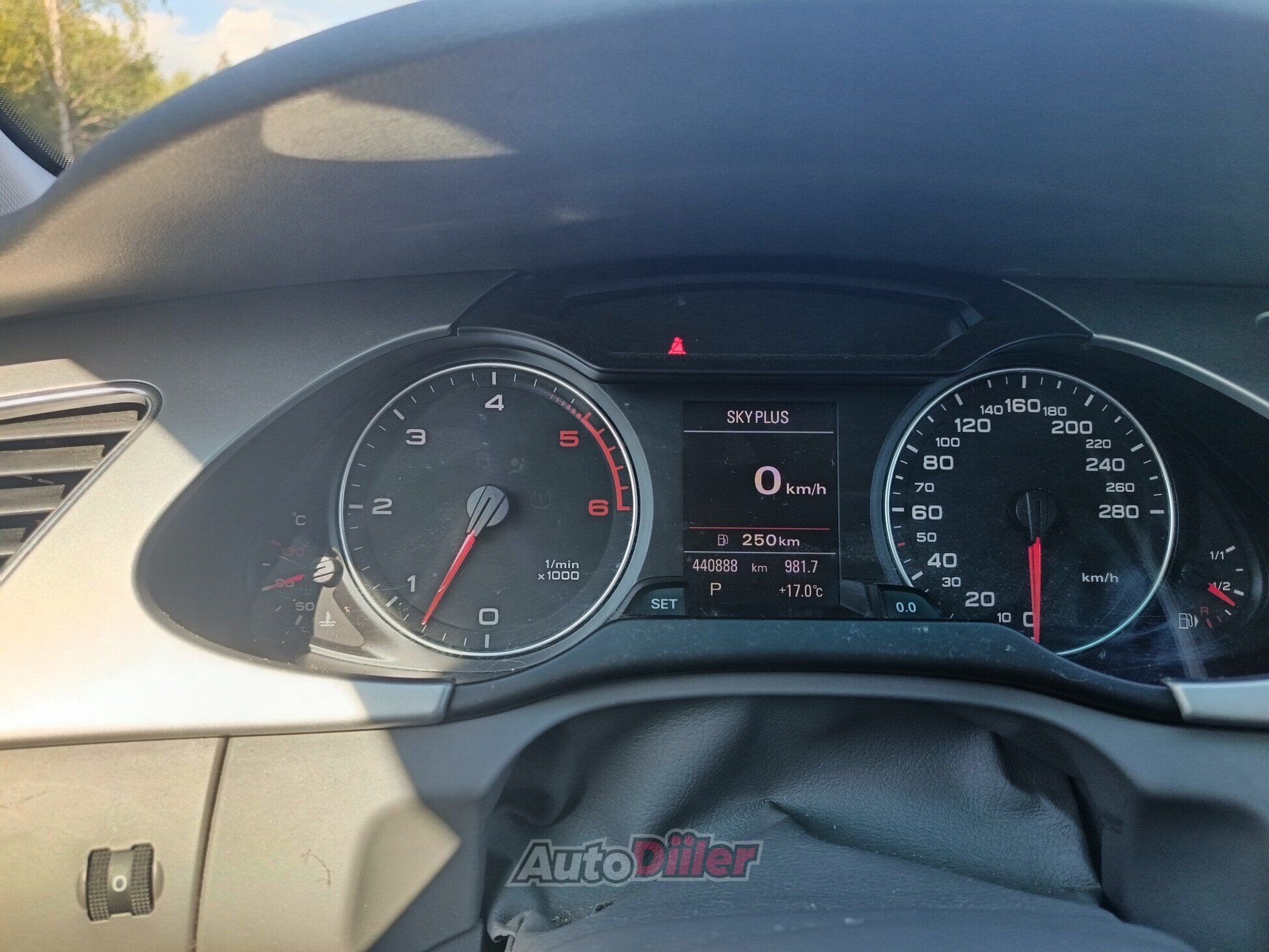 Audi A4 2.7 120kW 2009, kuva 6/9