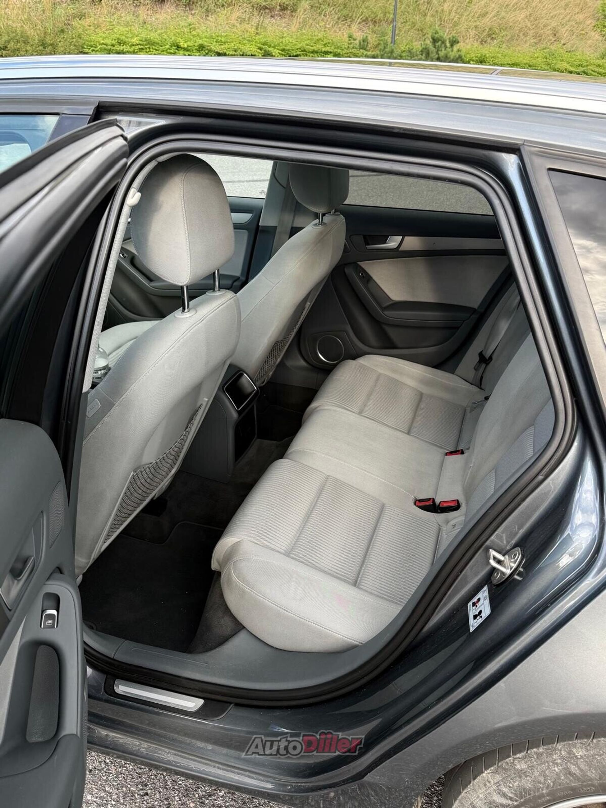 Audi A4 2.0 140kW 2014, kuva 5/7
