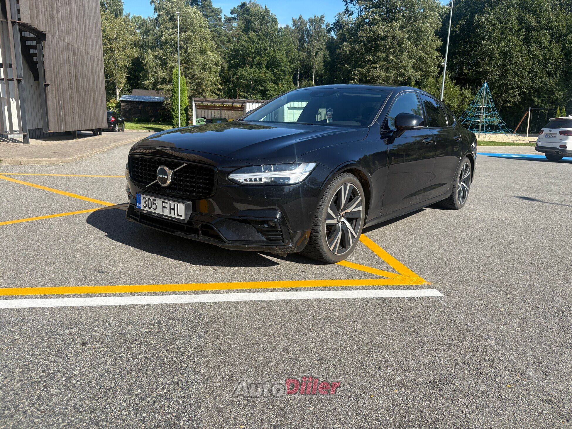 Volvo S90